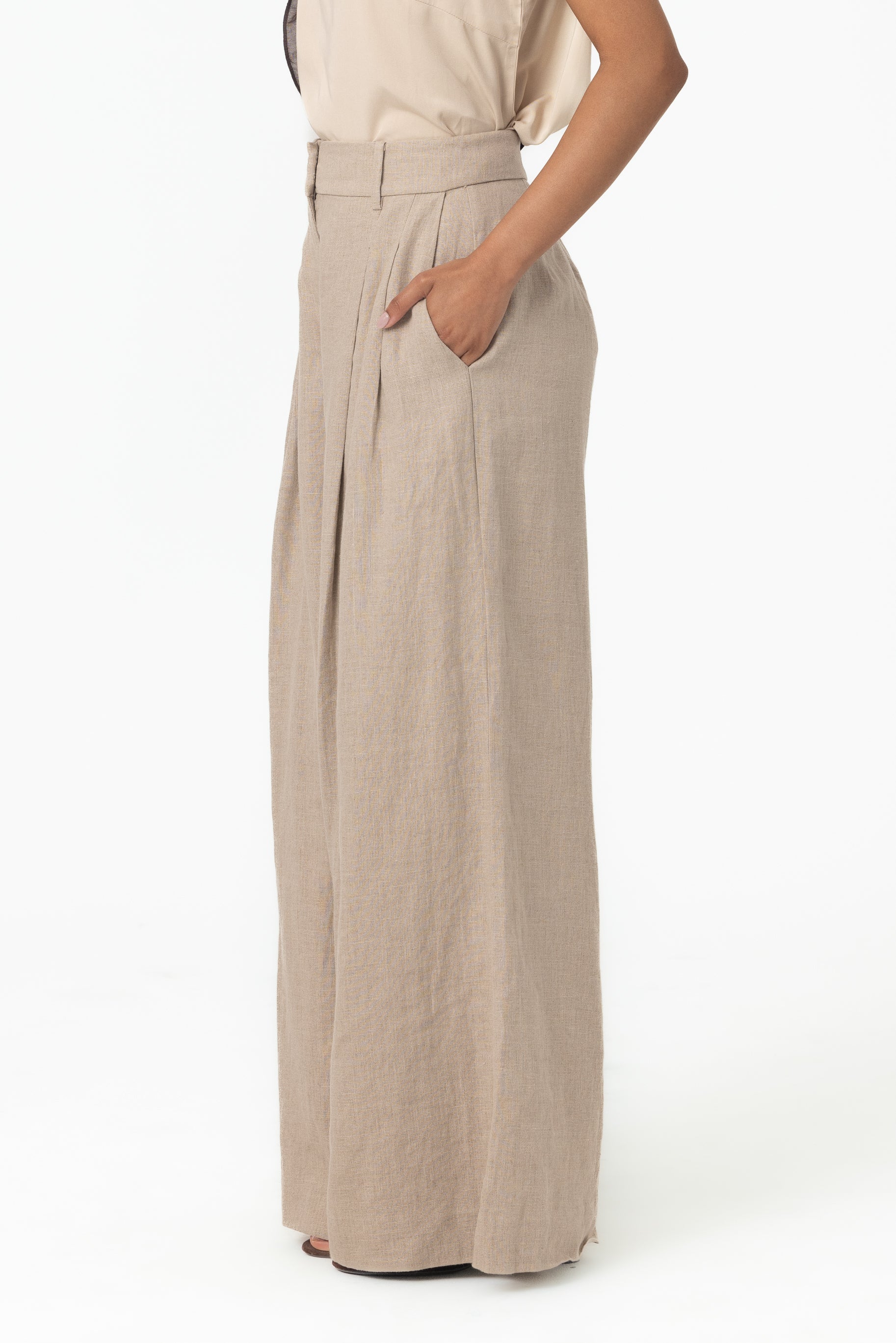 Layelle Tailored Pants - Natural