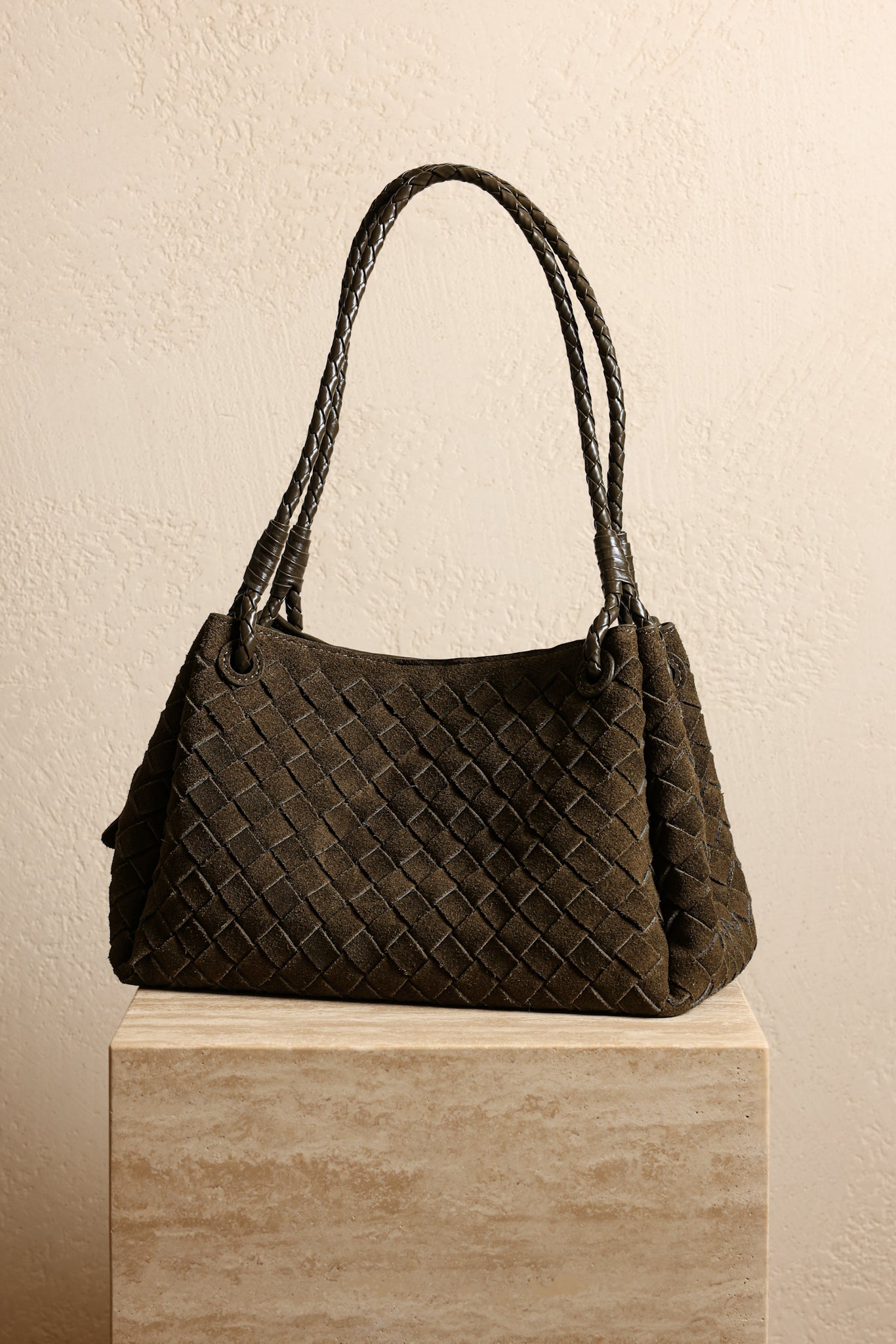 Amia Suede Shoulder Bag - Olive