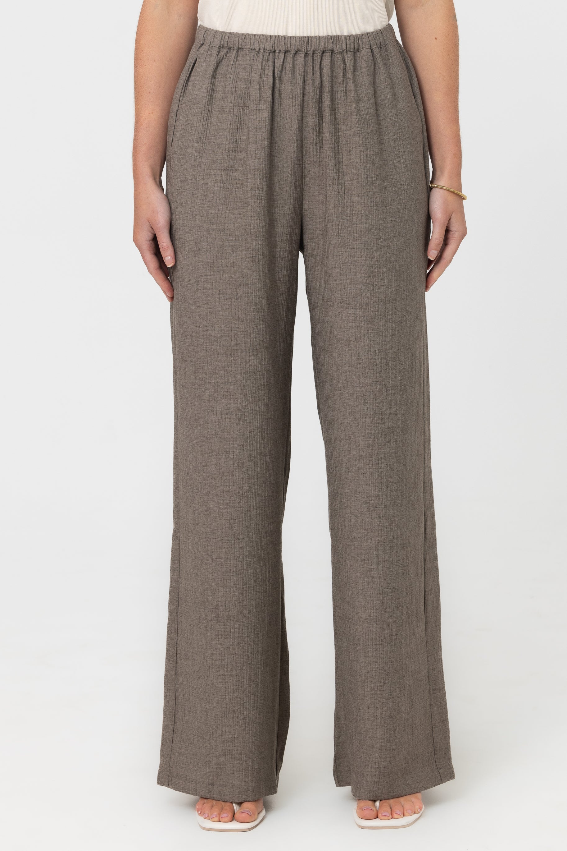 Yara Crinkle Pants - Truffle