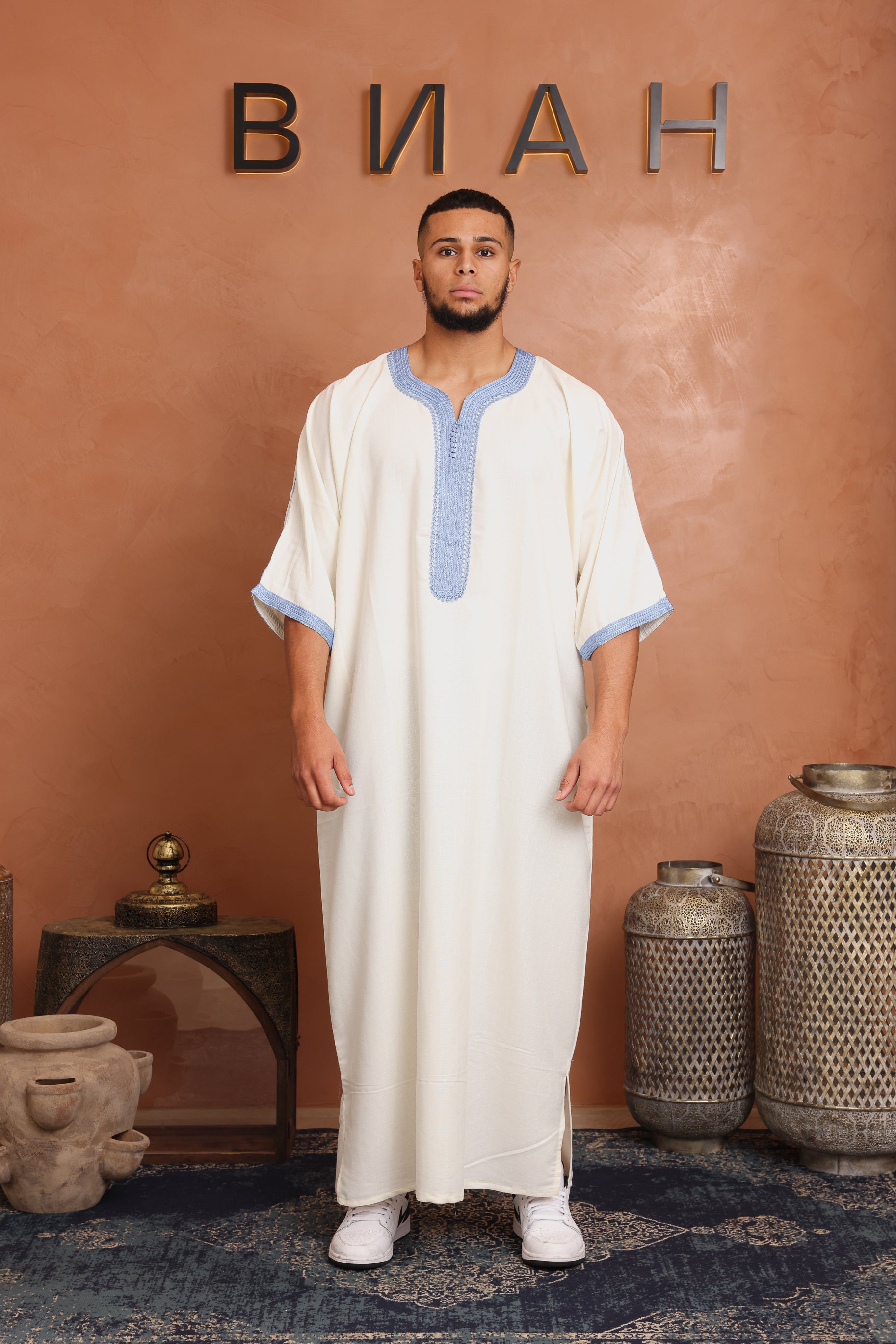 Linen Moroccan Thobe - White/Blue