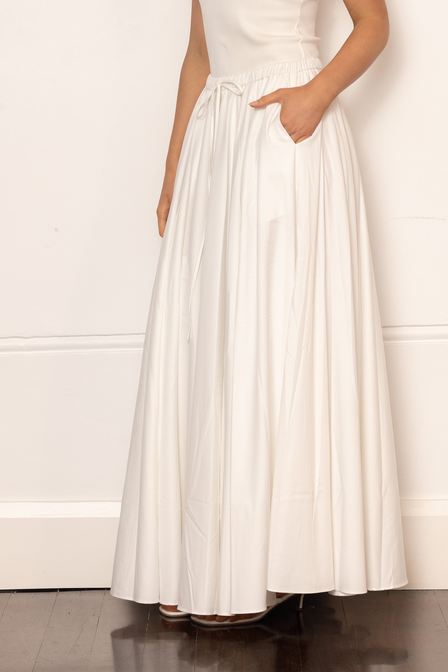 Azrina Drawstring Skirt - White