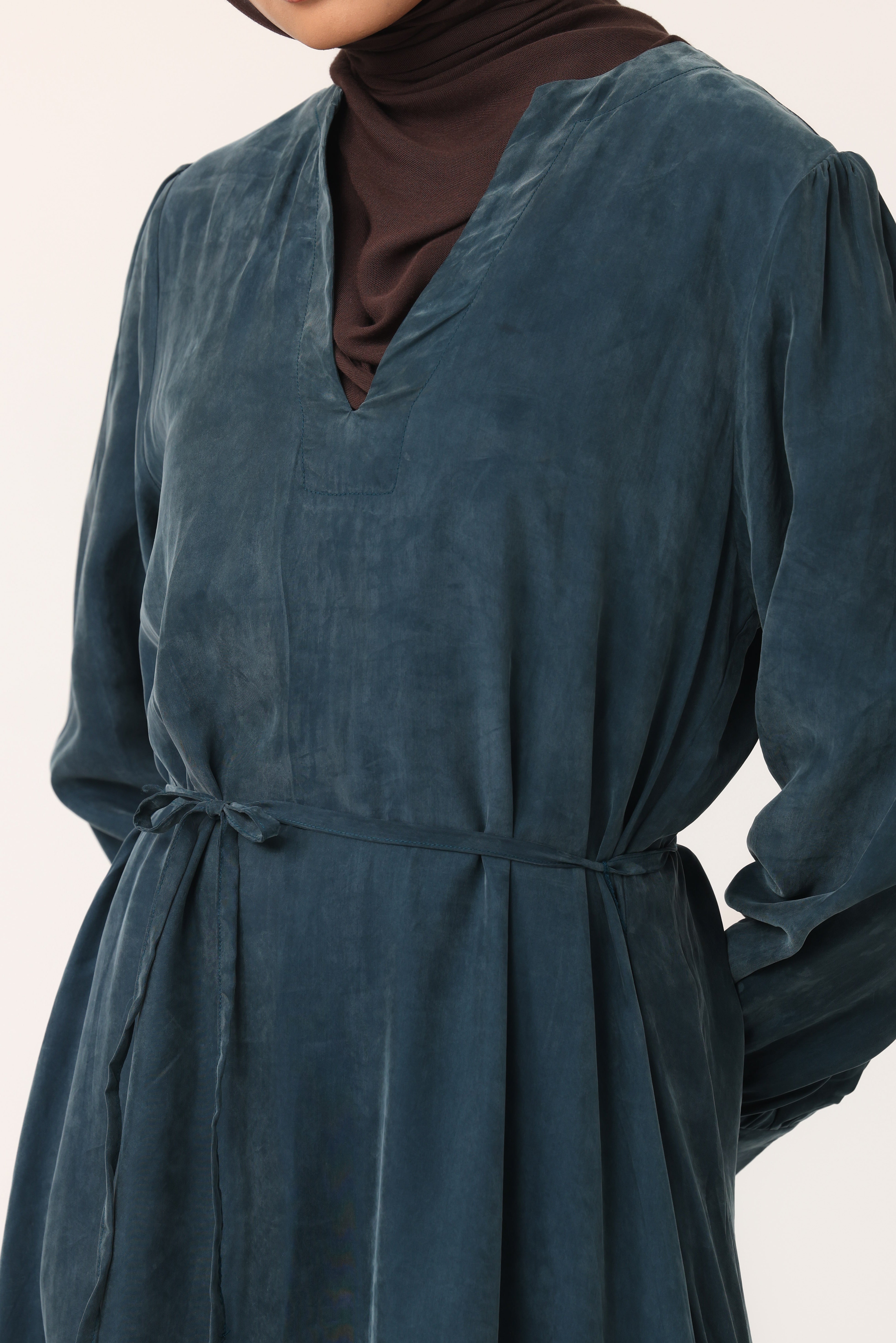 Cupro V Neck Abaya - Teal