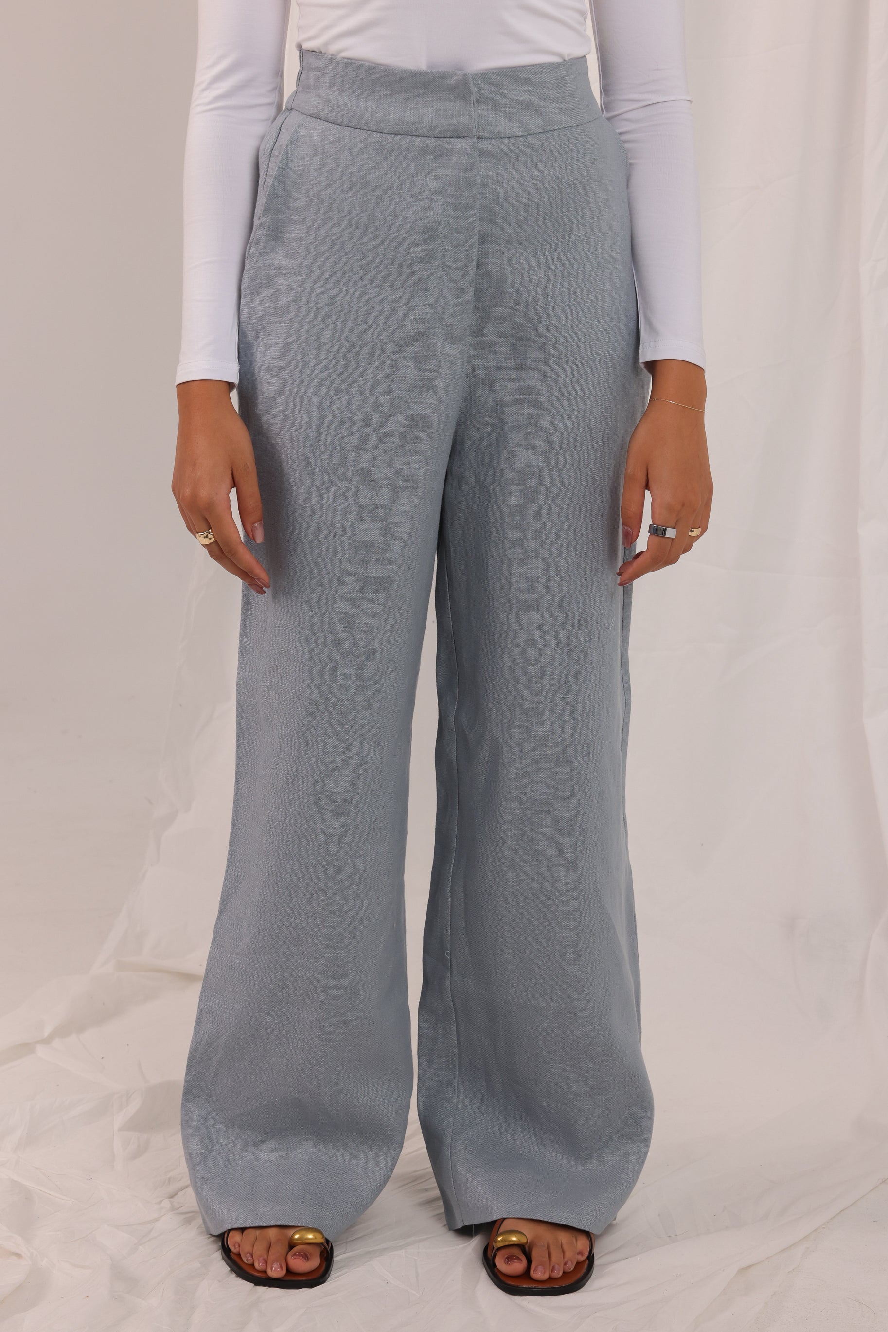 Capri Contour Pants - Powder Blue