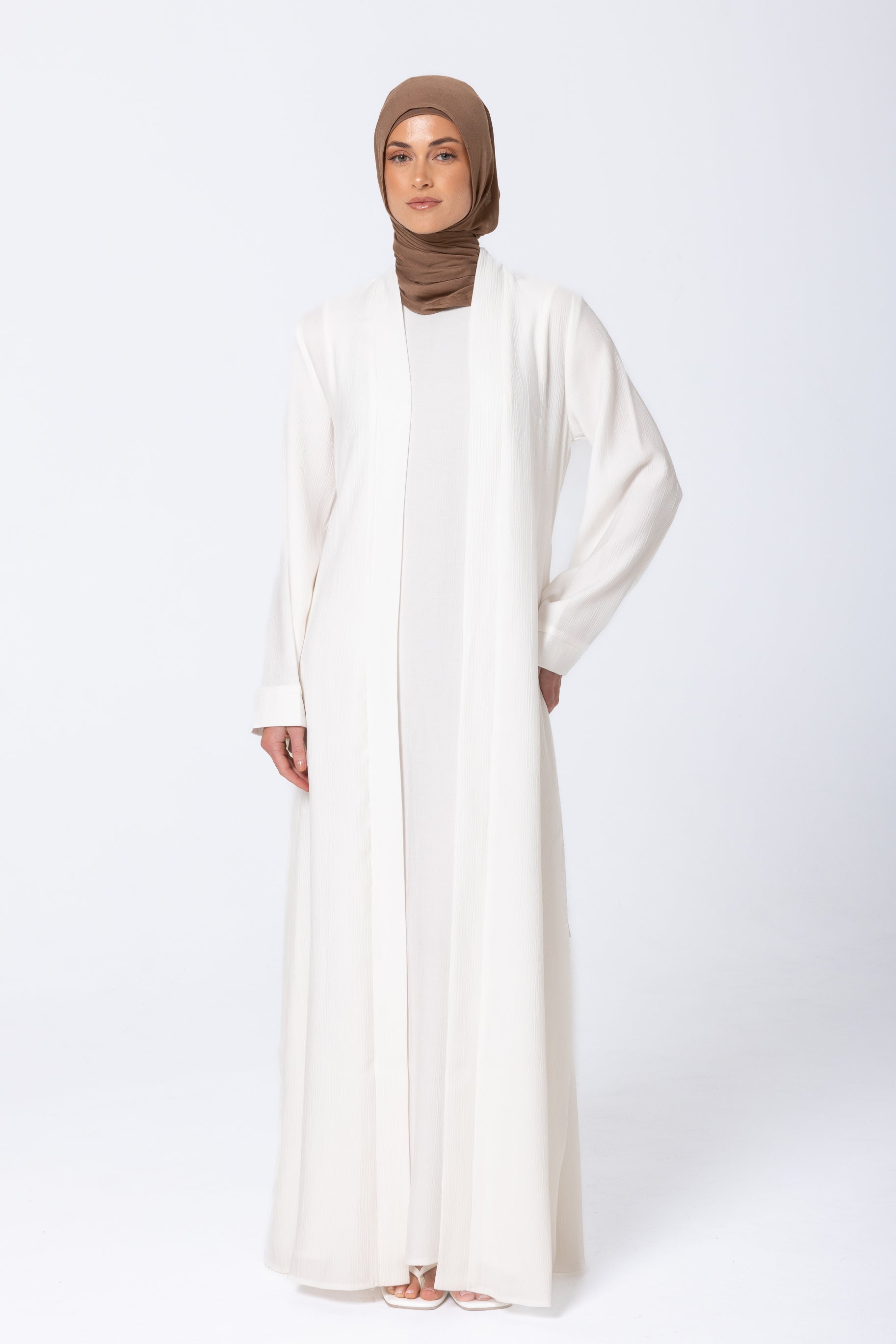 Leen Open Abaya Set - White
