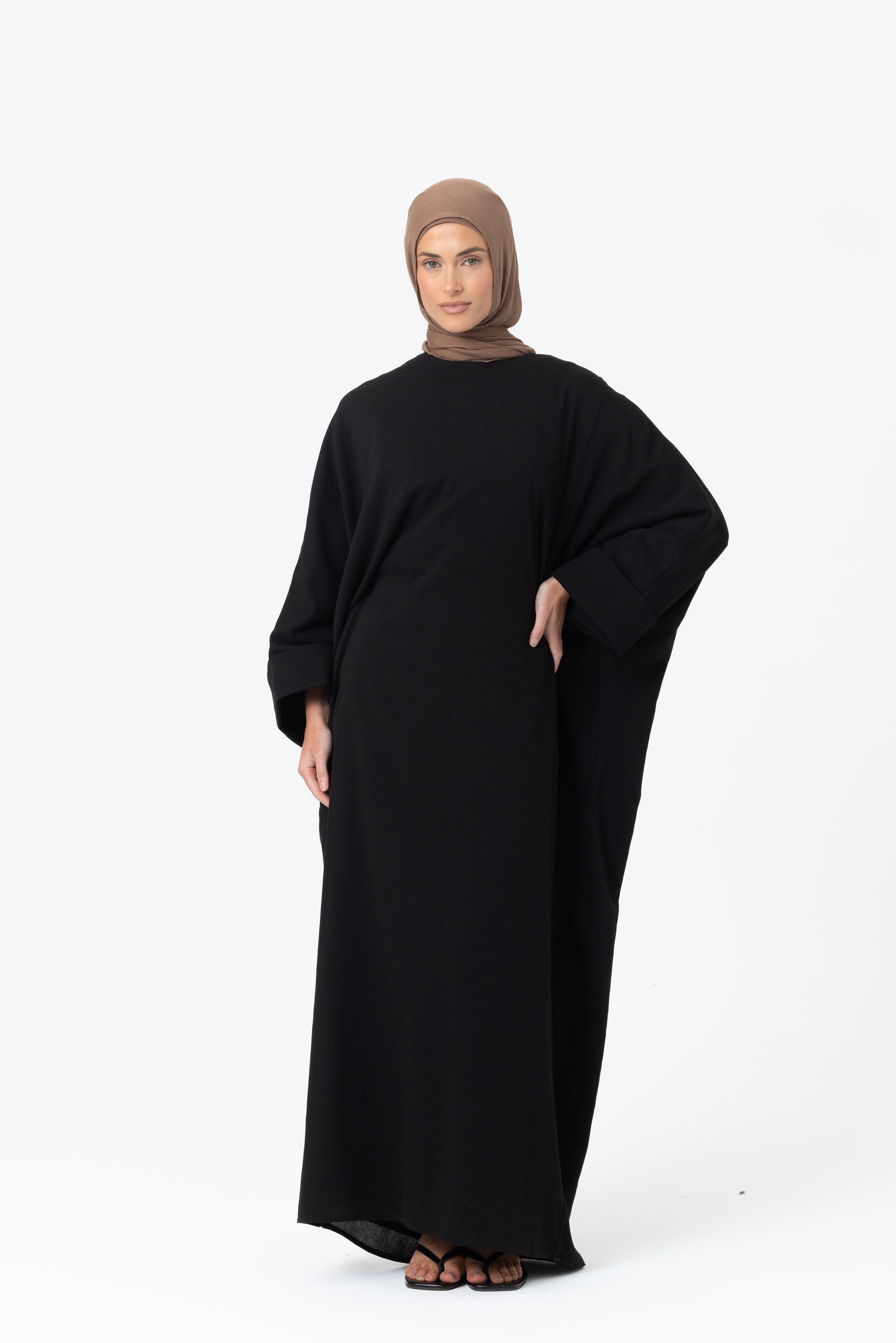 Crinkle Batwing Abaya - Onyx