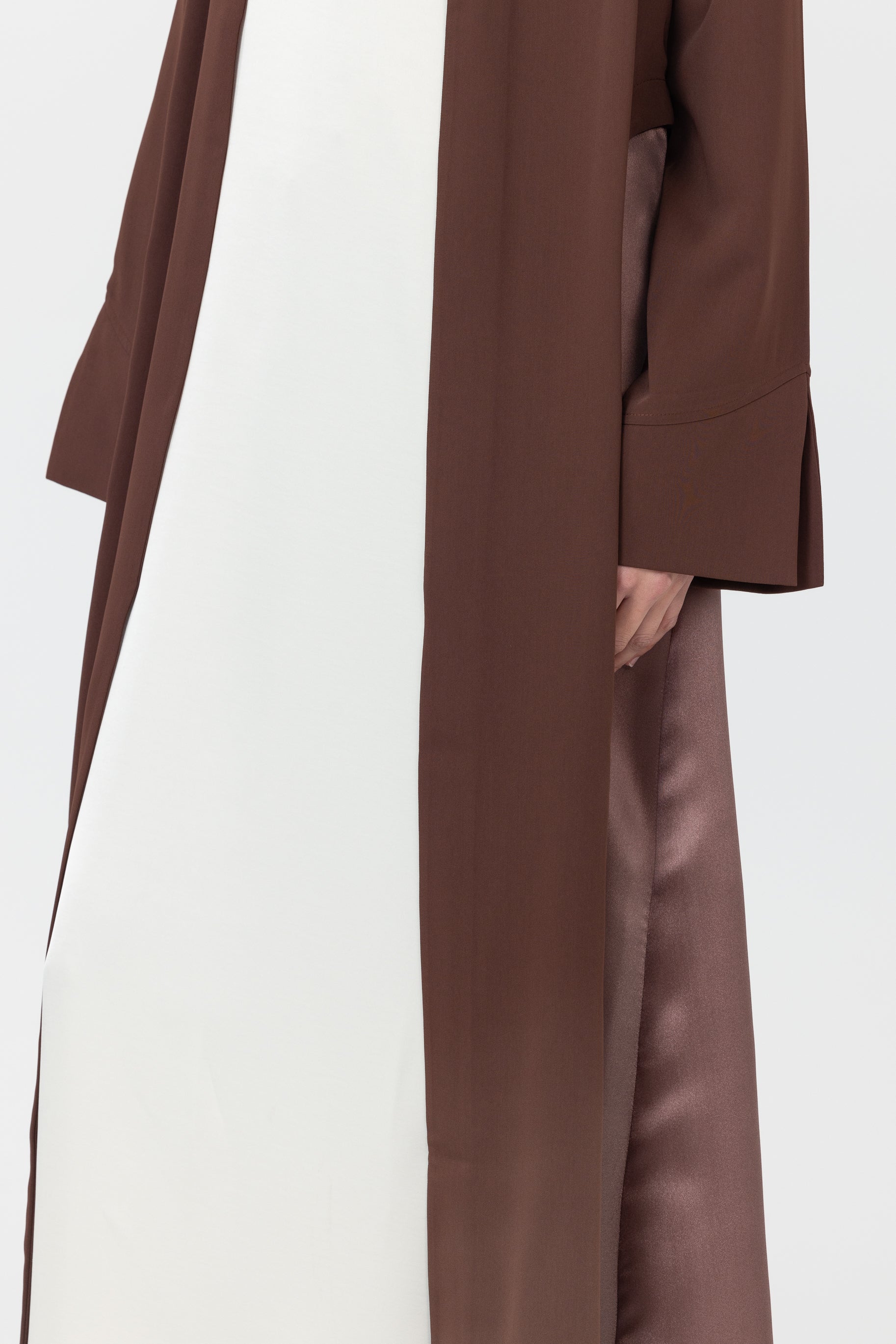 Lumina Open Abaya - Brown