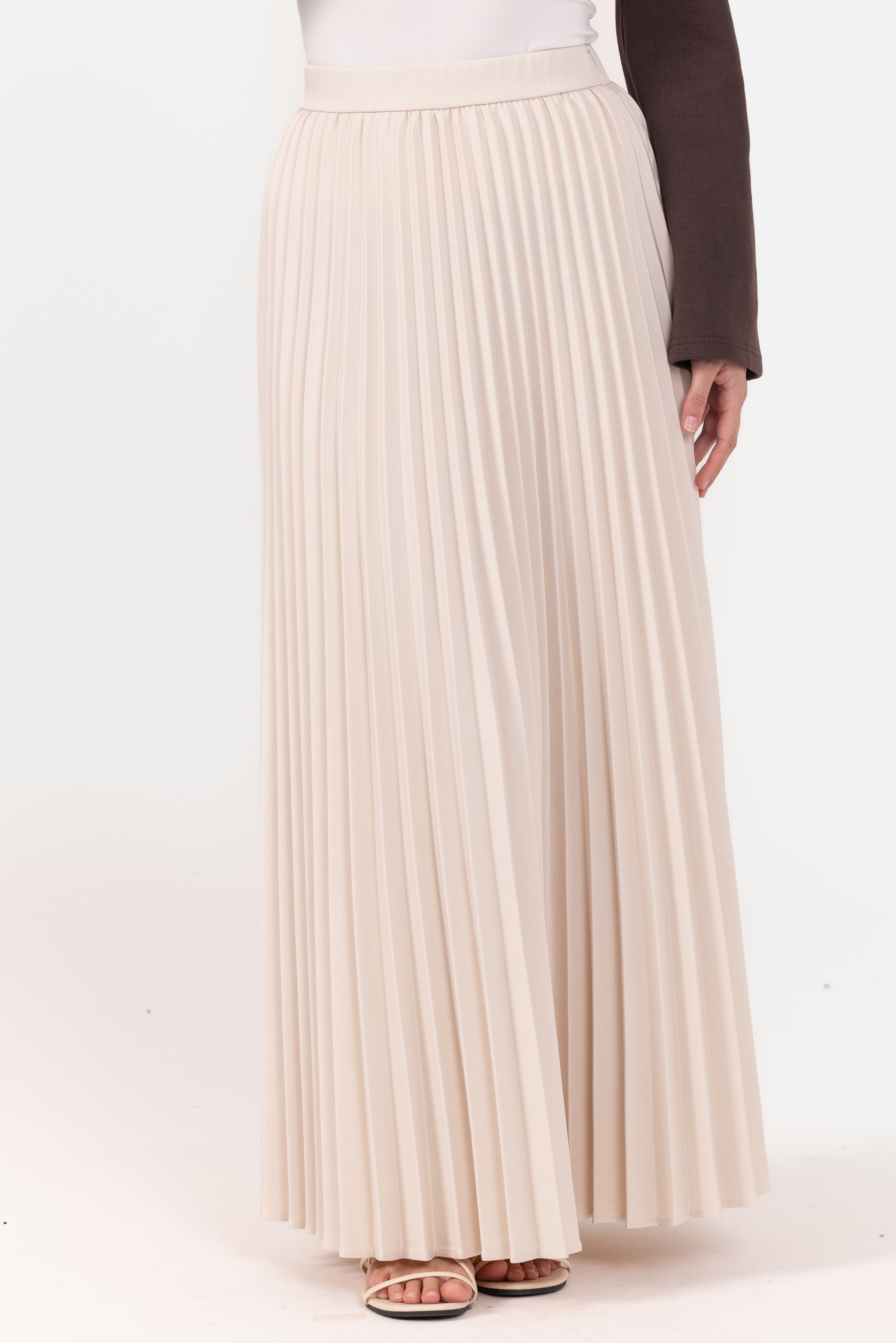 Pleated Maxi Skirt - Oat