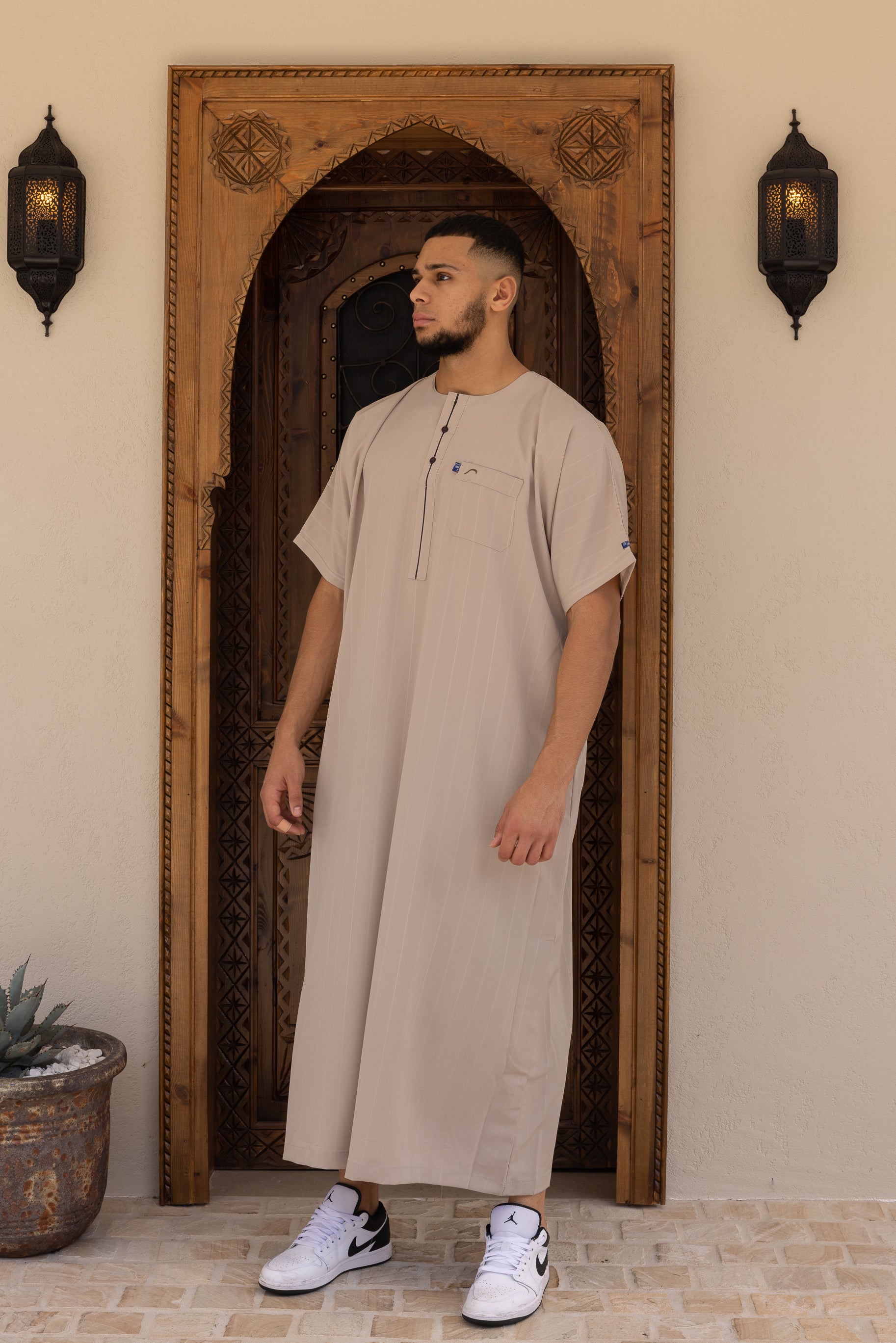 Men's Khoshibo Short Sleeve Ikaf Thobe - Latte