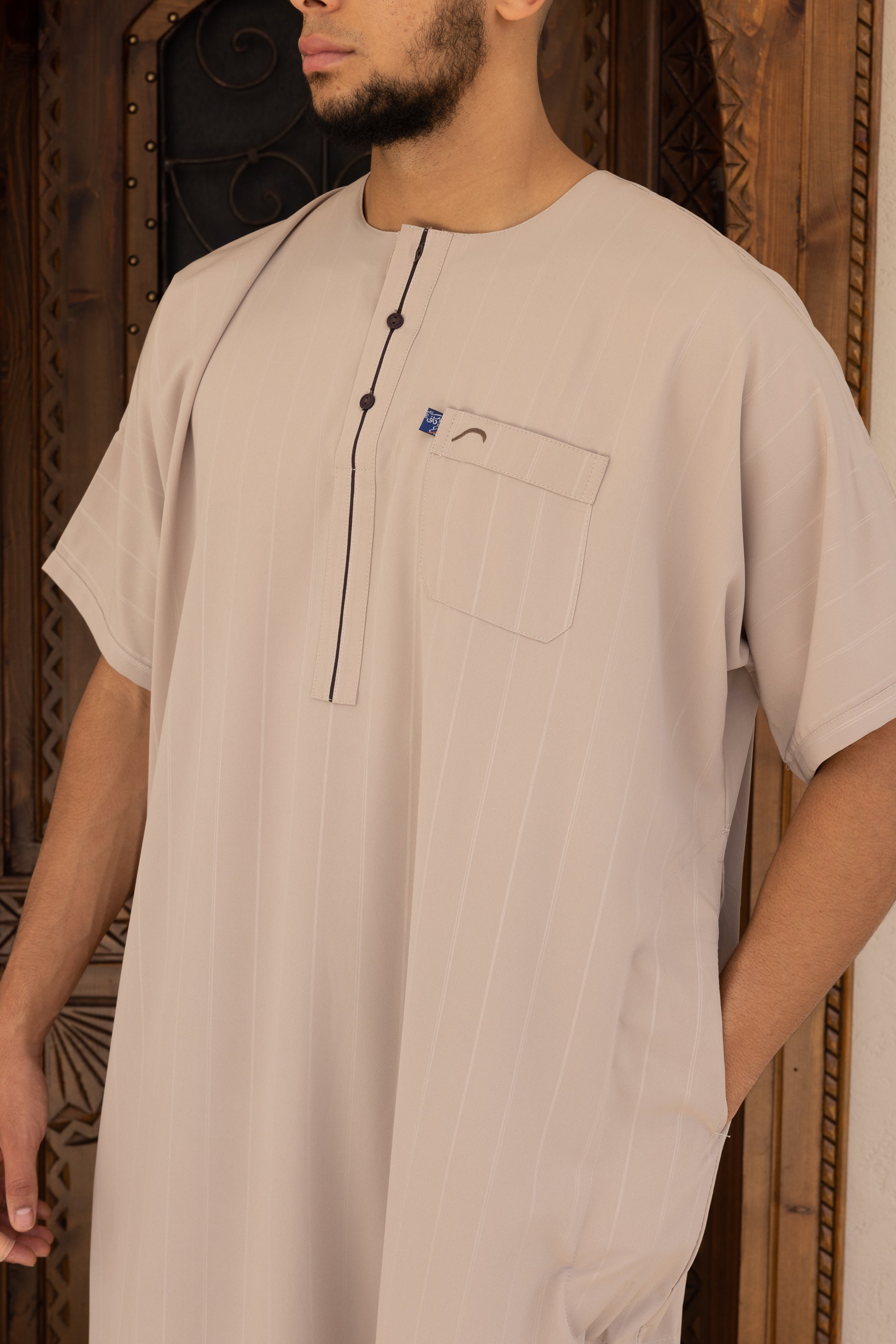Men's Khoshibo Short Sleeve Ikaf Thobe - Latte