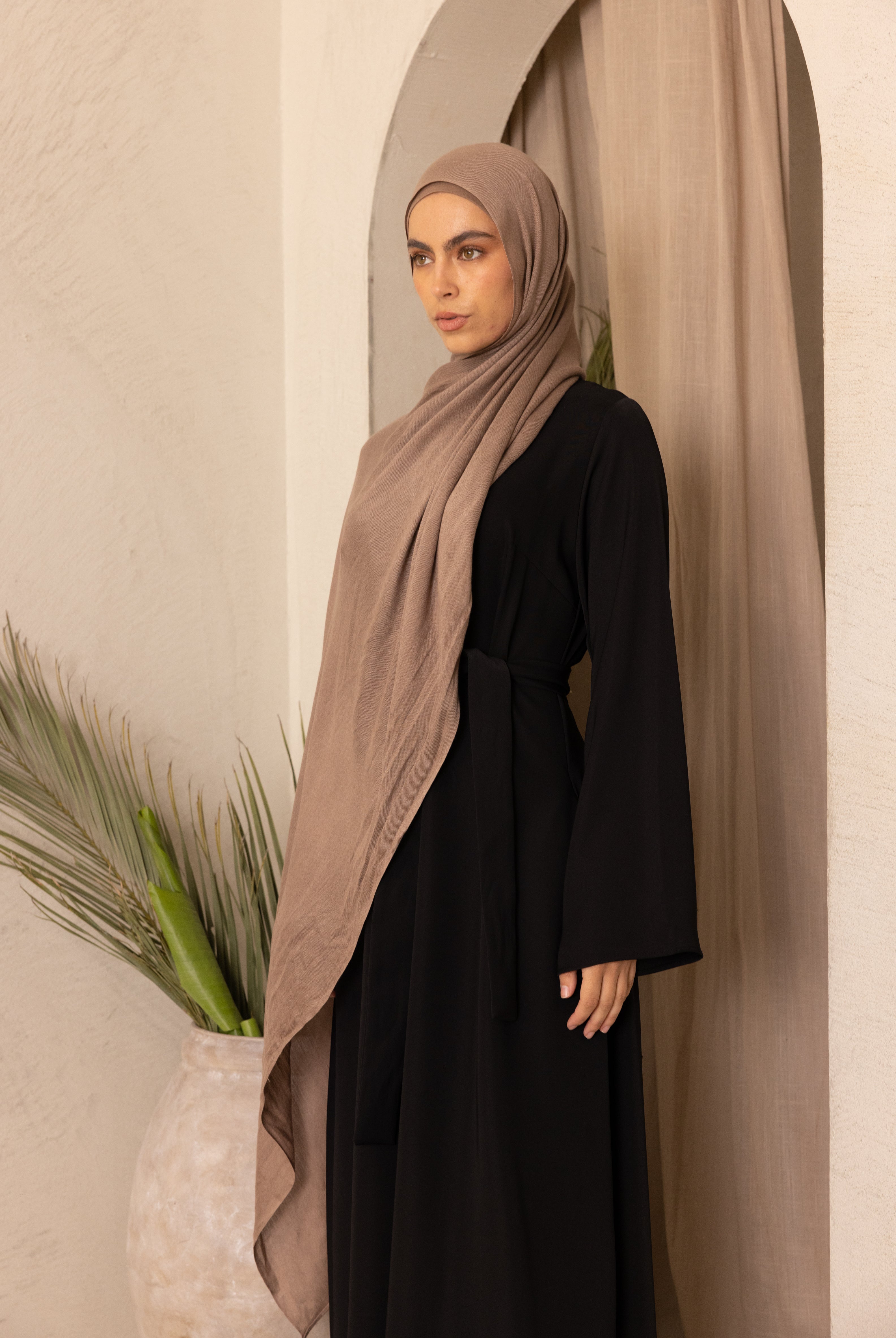 Signature Santana Abaya - Black