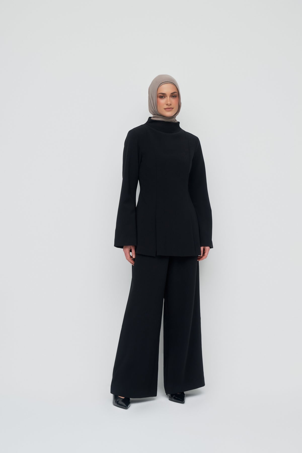 Everlyn Top - Black