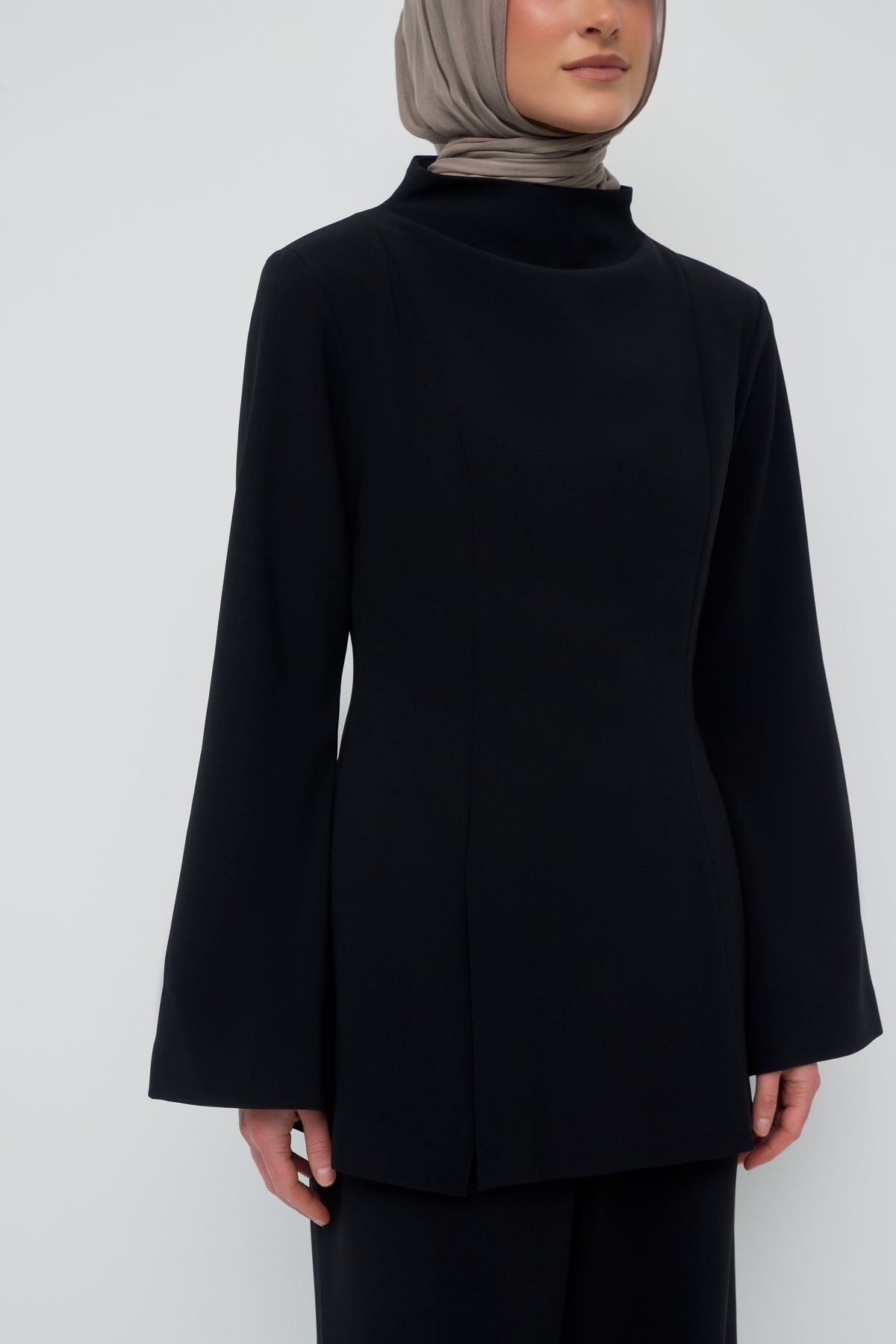 Everlyn Top - Black