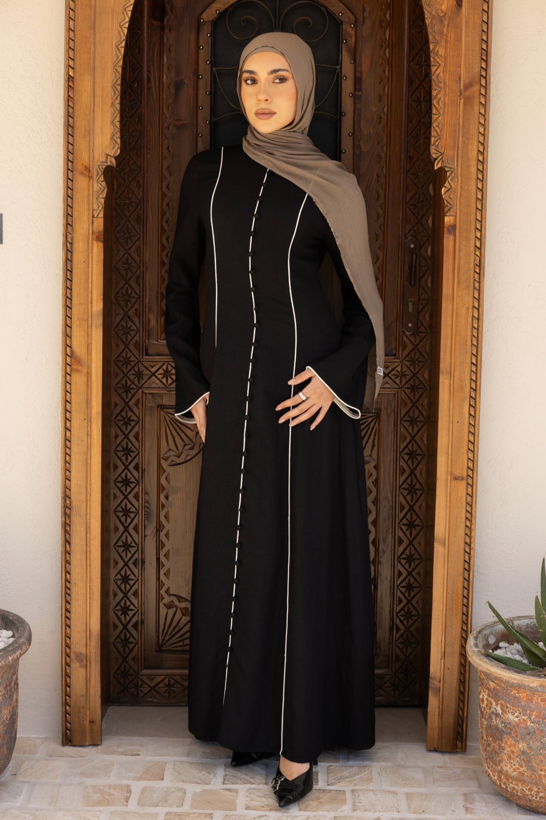 Taliyah Contrast Panel Dress - Black