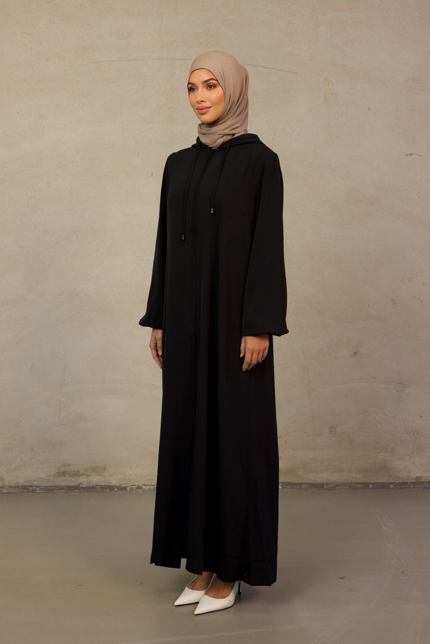 Alaia Hooded Abaya - Black