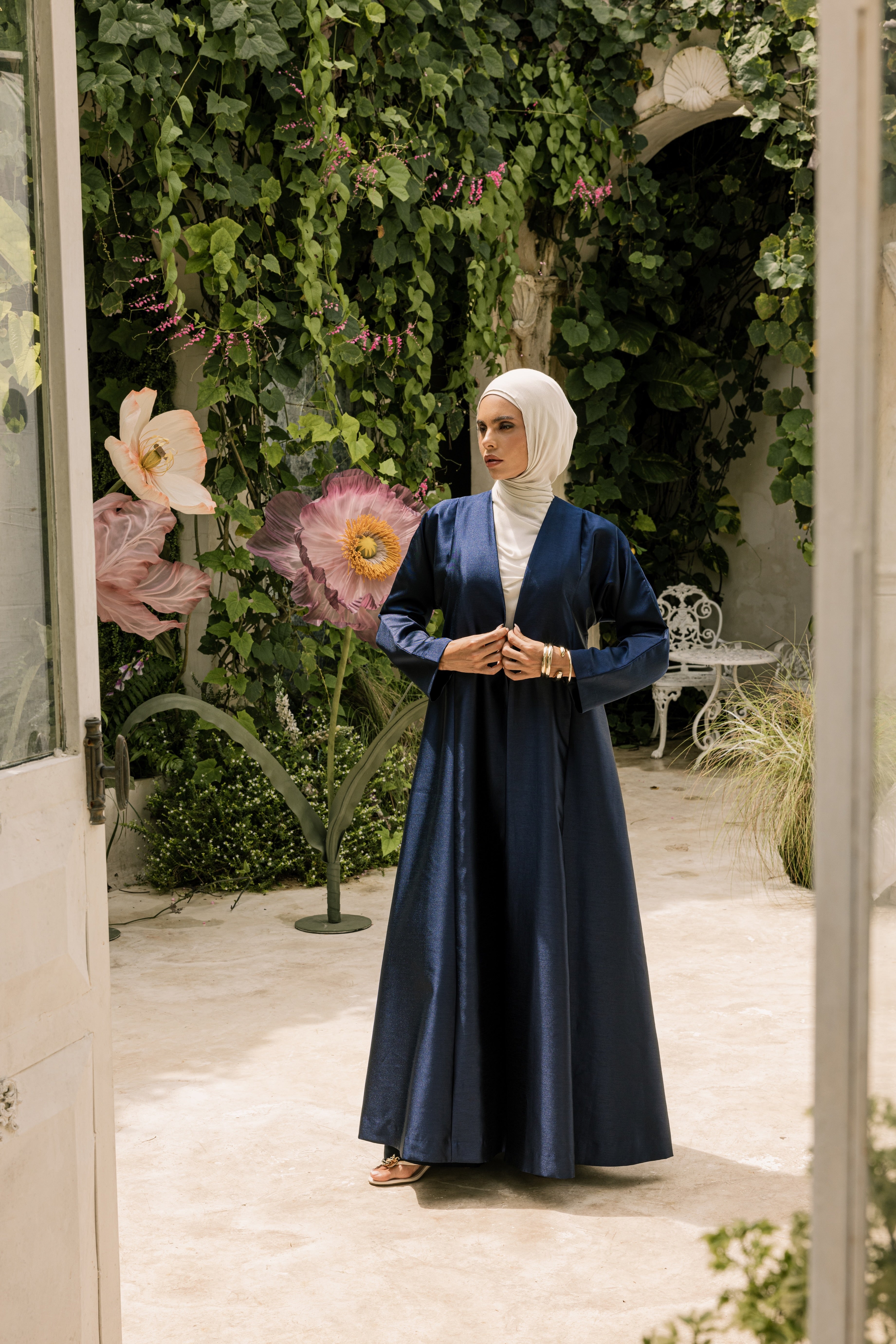 Astra Open Abaya - Navy