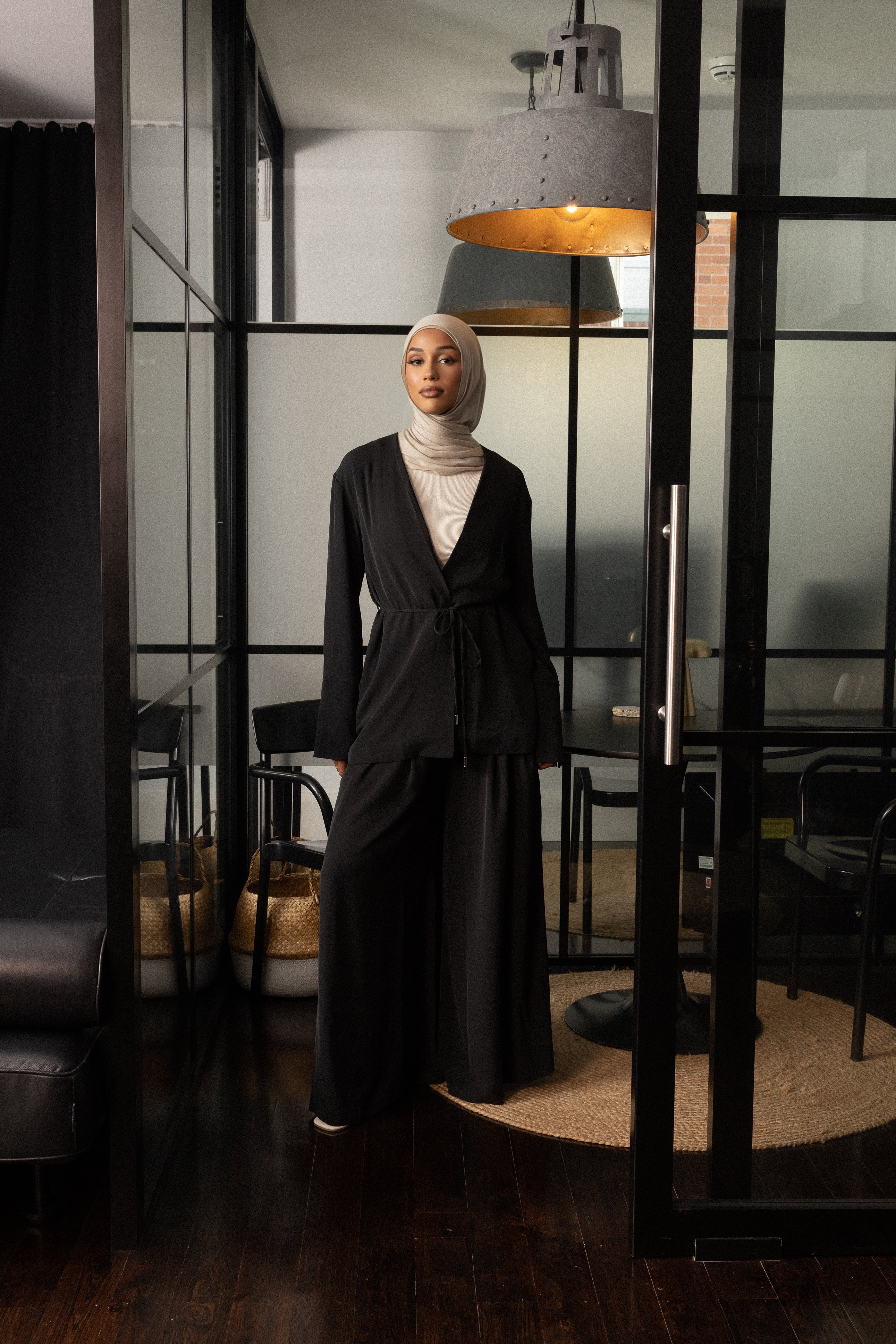 Lara Crepe Kimono - Black