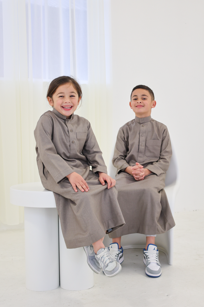 Youth Daffah Thobe - 14 Stone