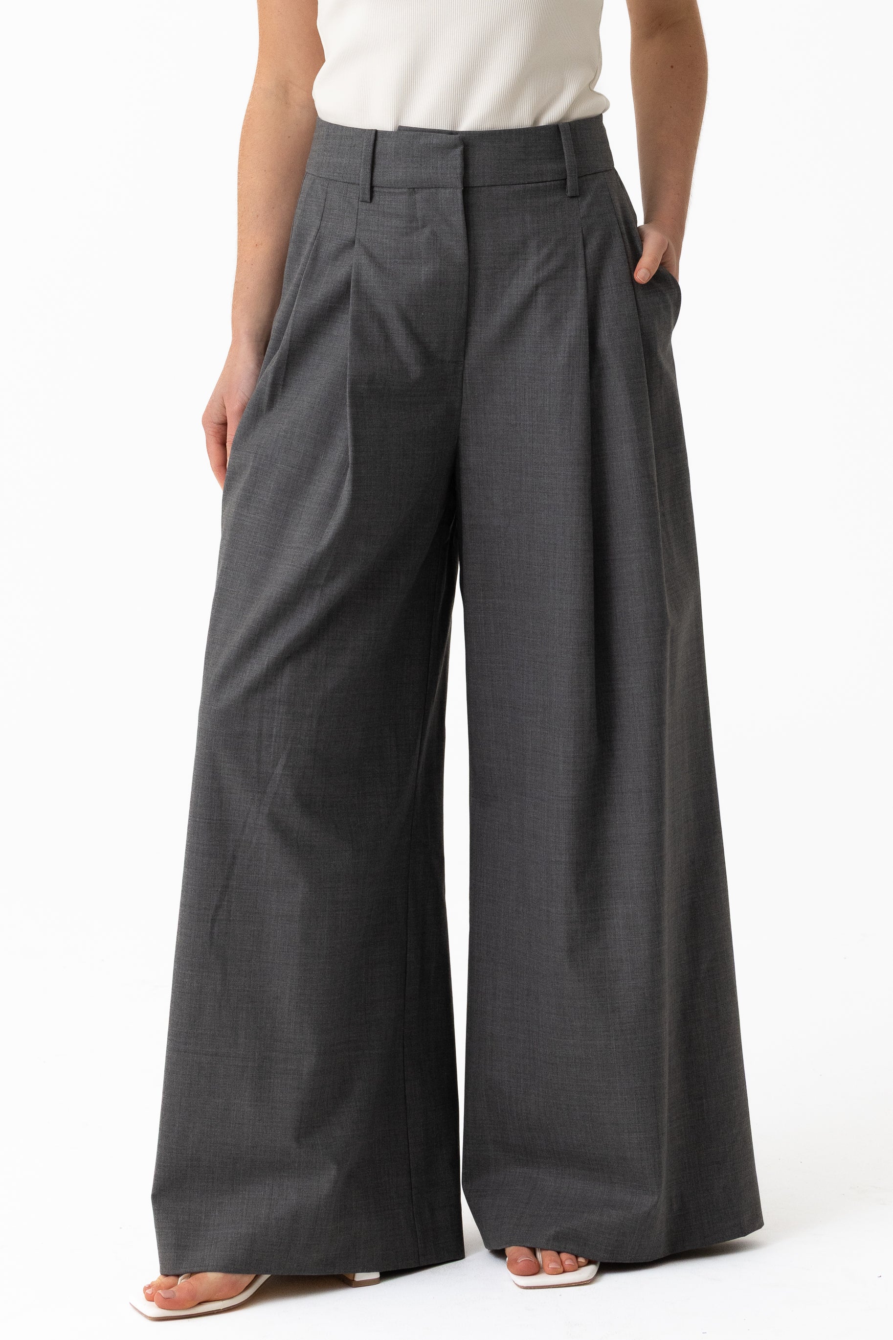Leena Wool Tailored Pant - Charcoal
