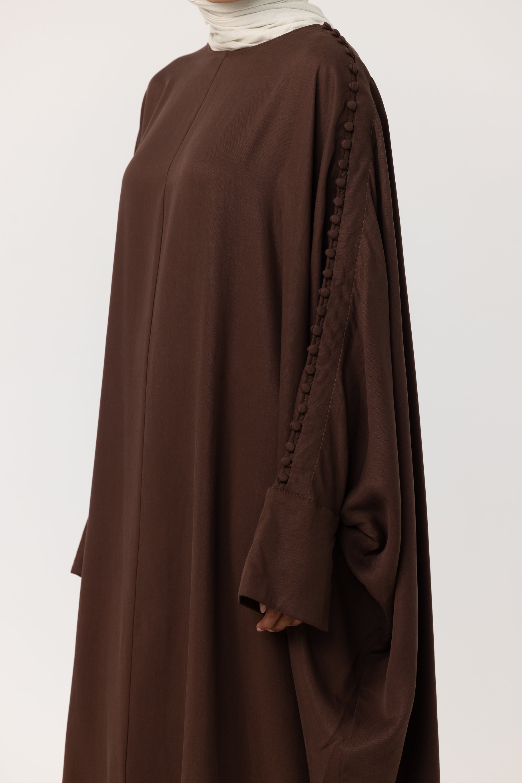 Leana Batwing Abaya - Chocolate
