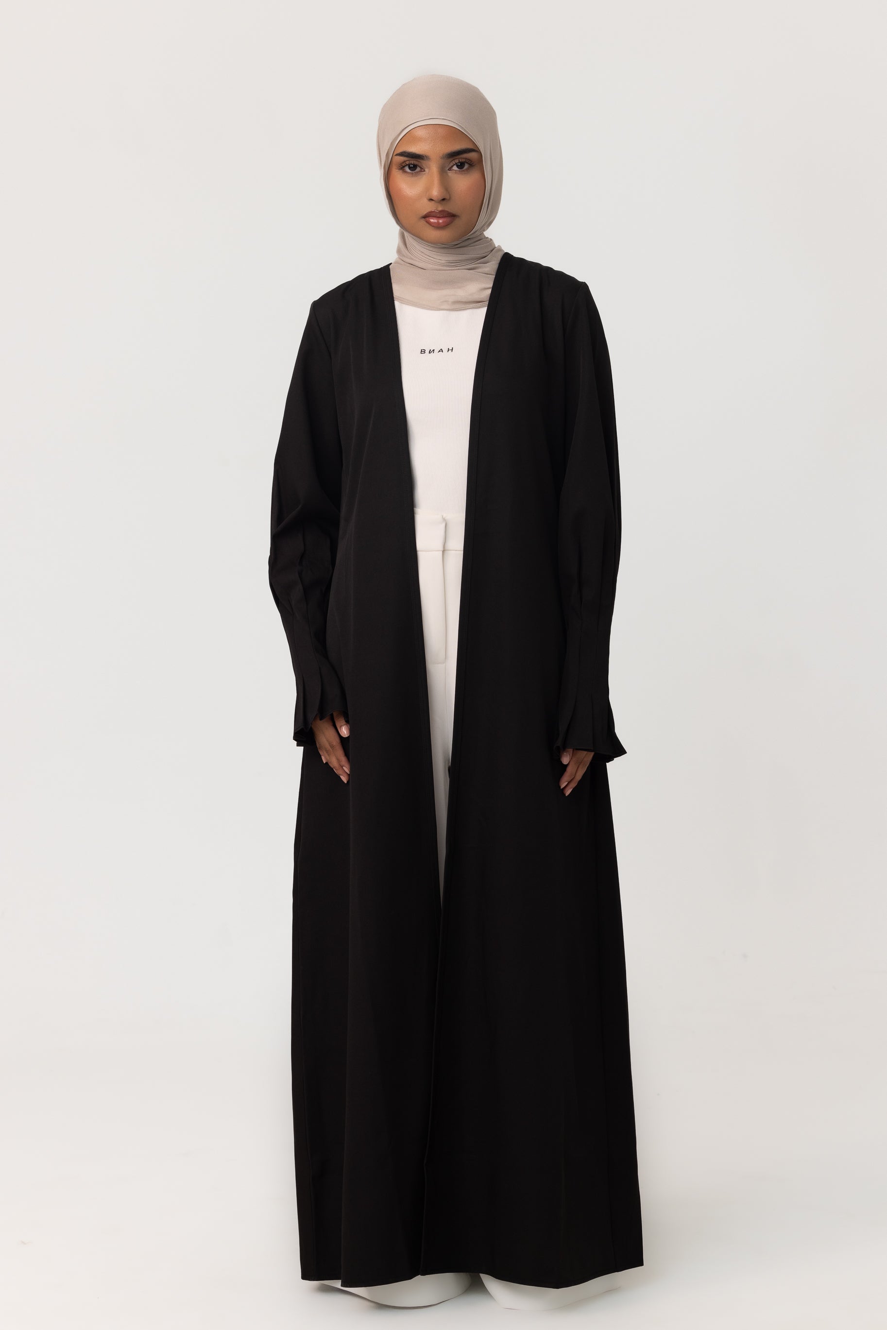 Mira Pleated Cuff Abaya - Black