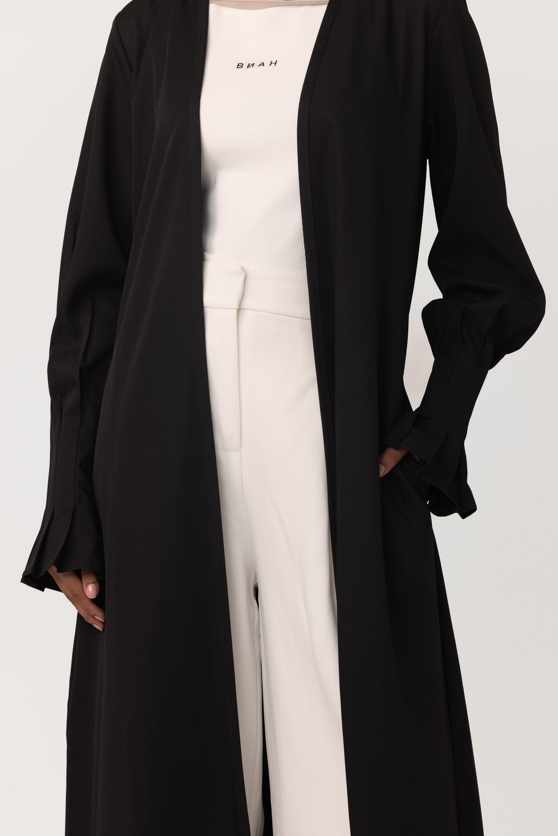 Mira Pleated Cuff Abaya - Black