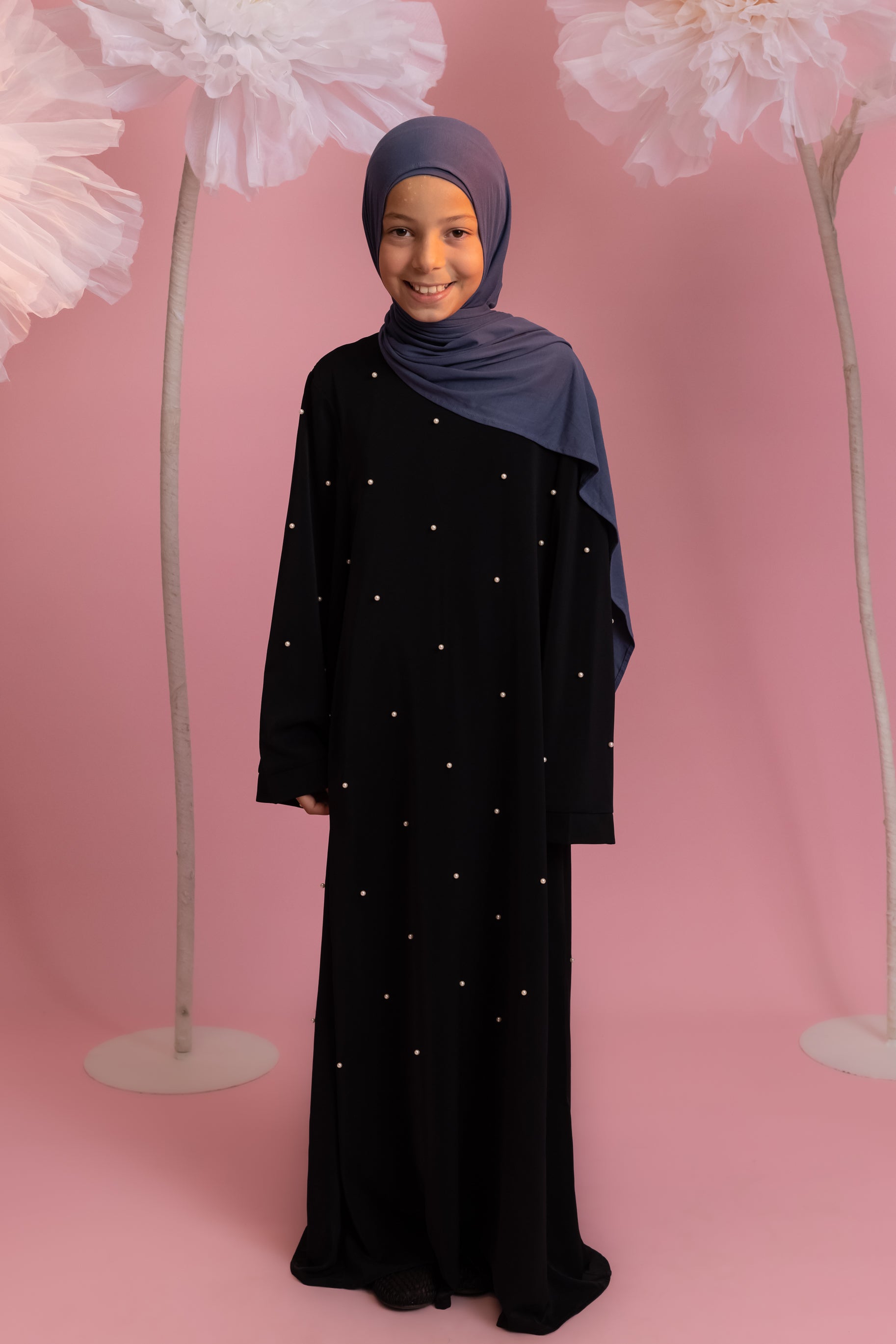 Mini Pearl Abaya - Black