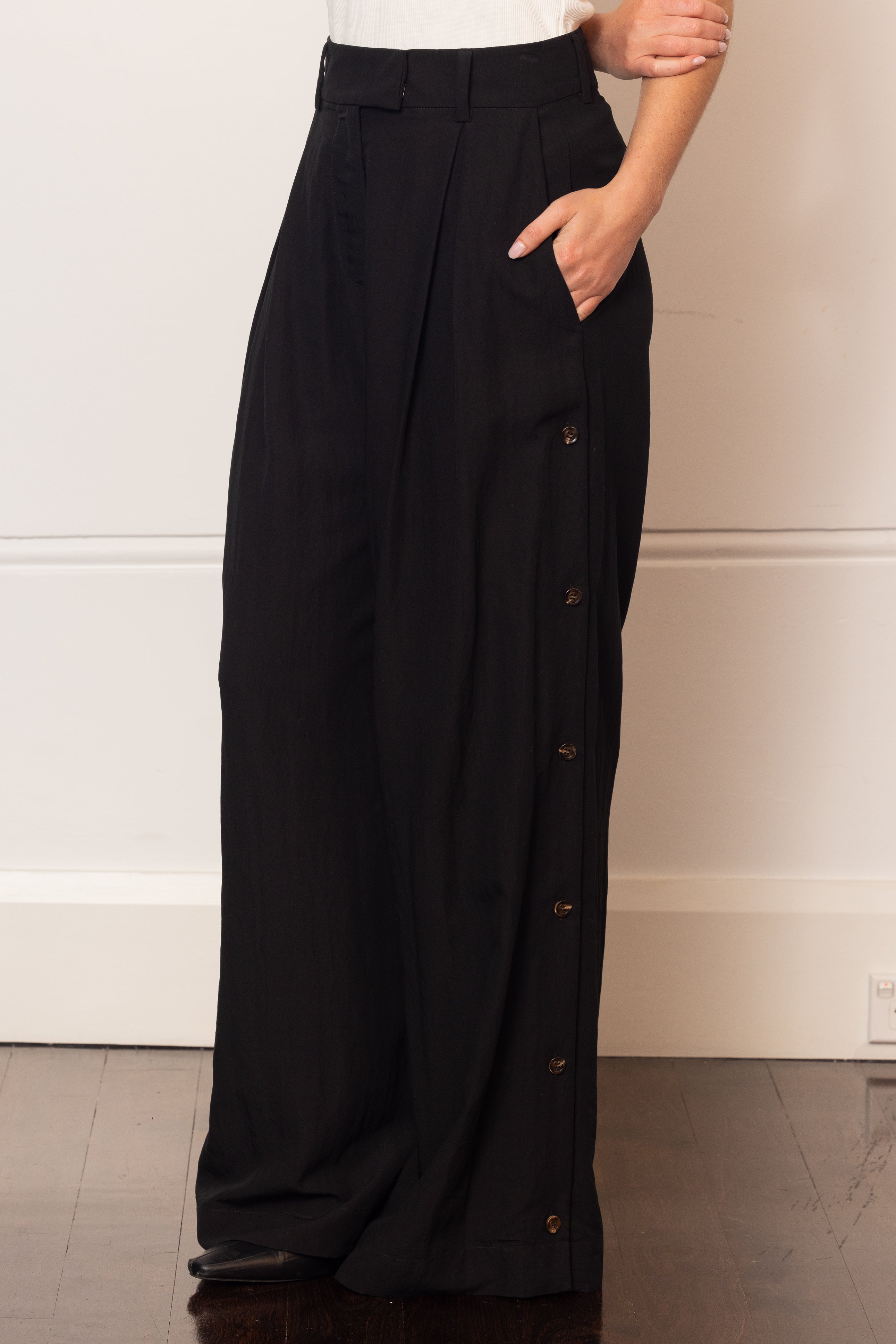 Lameesa Lyocell Pants - Black