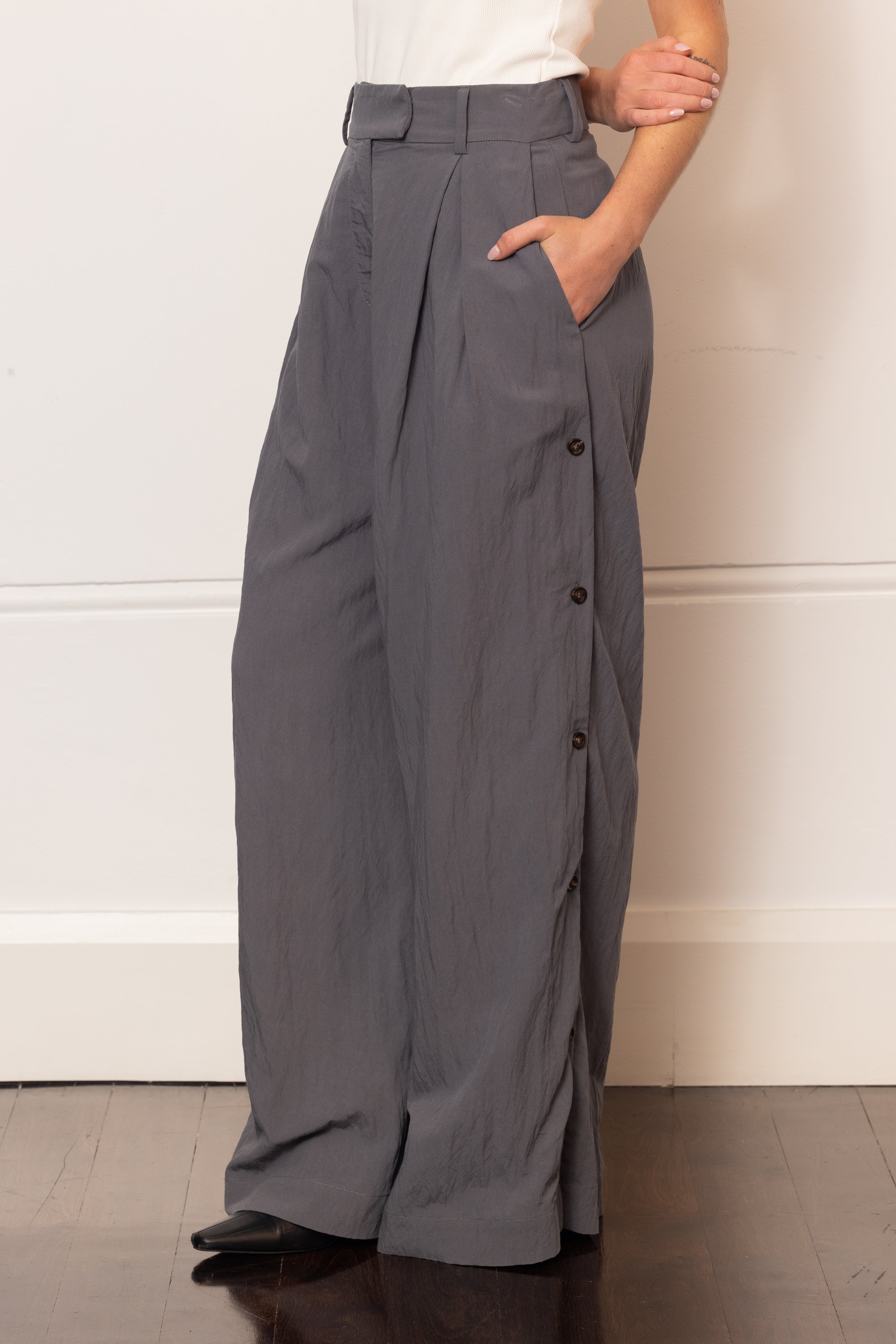 Lameesa Lyocell Pants - Charcoal