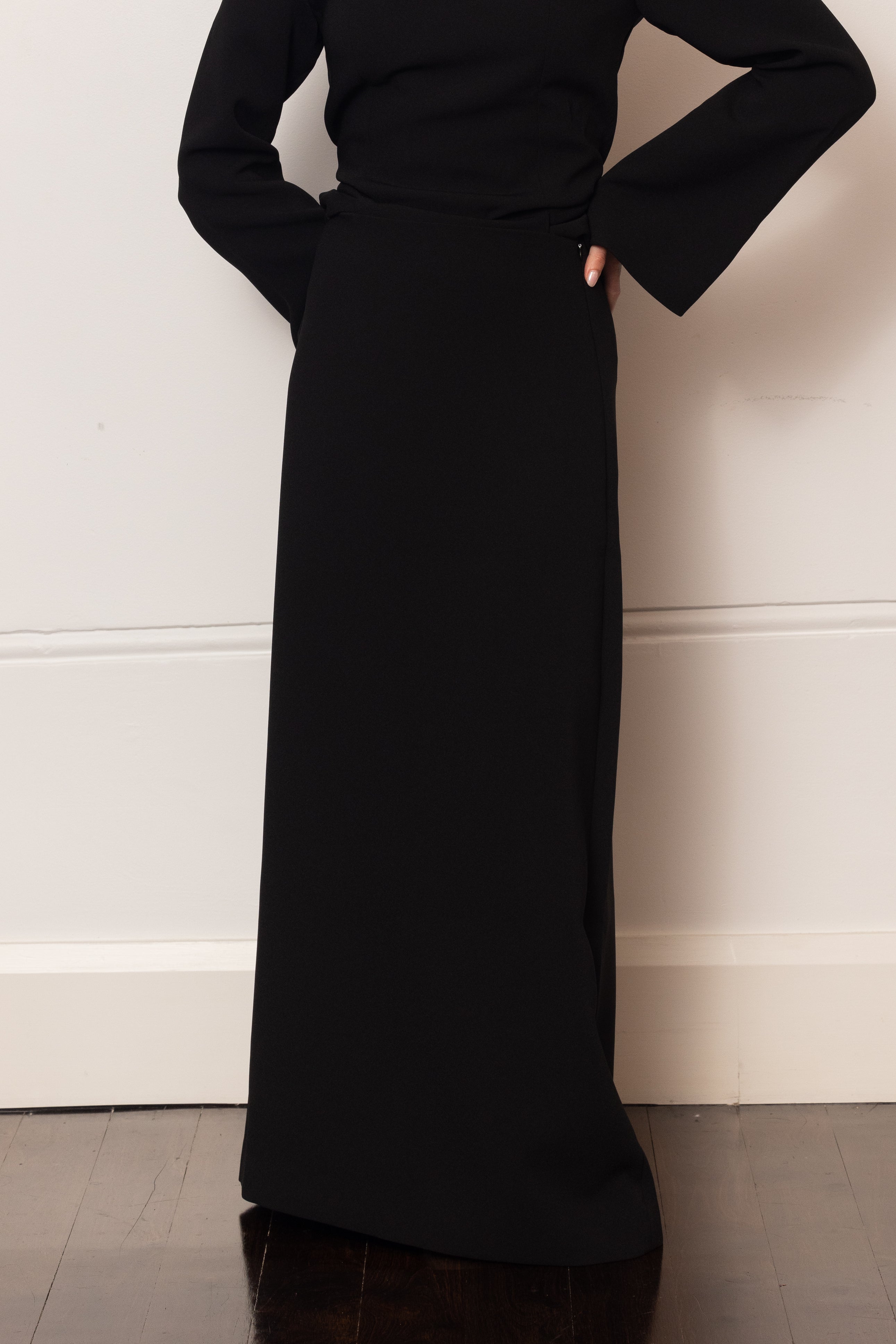 Everlyn Skirt - Black