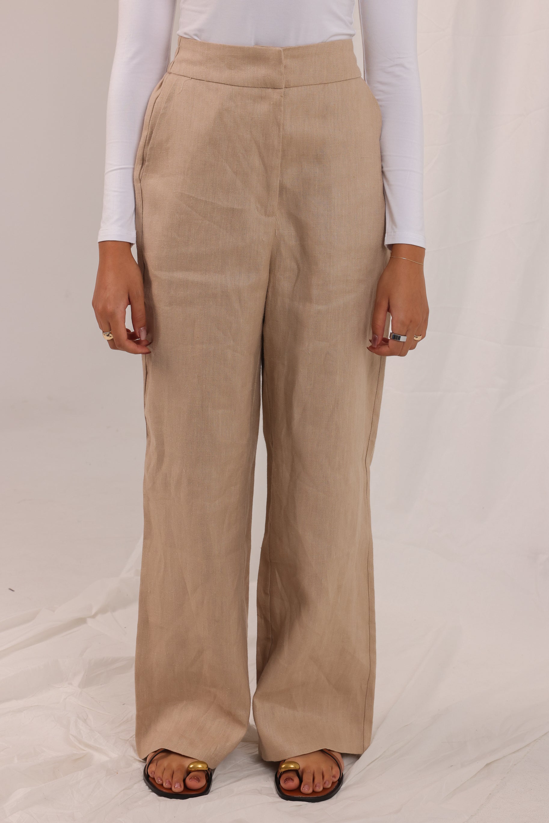 Capri Contour Pants - Latte