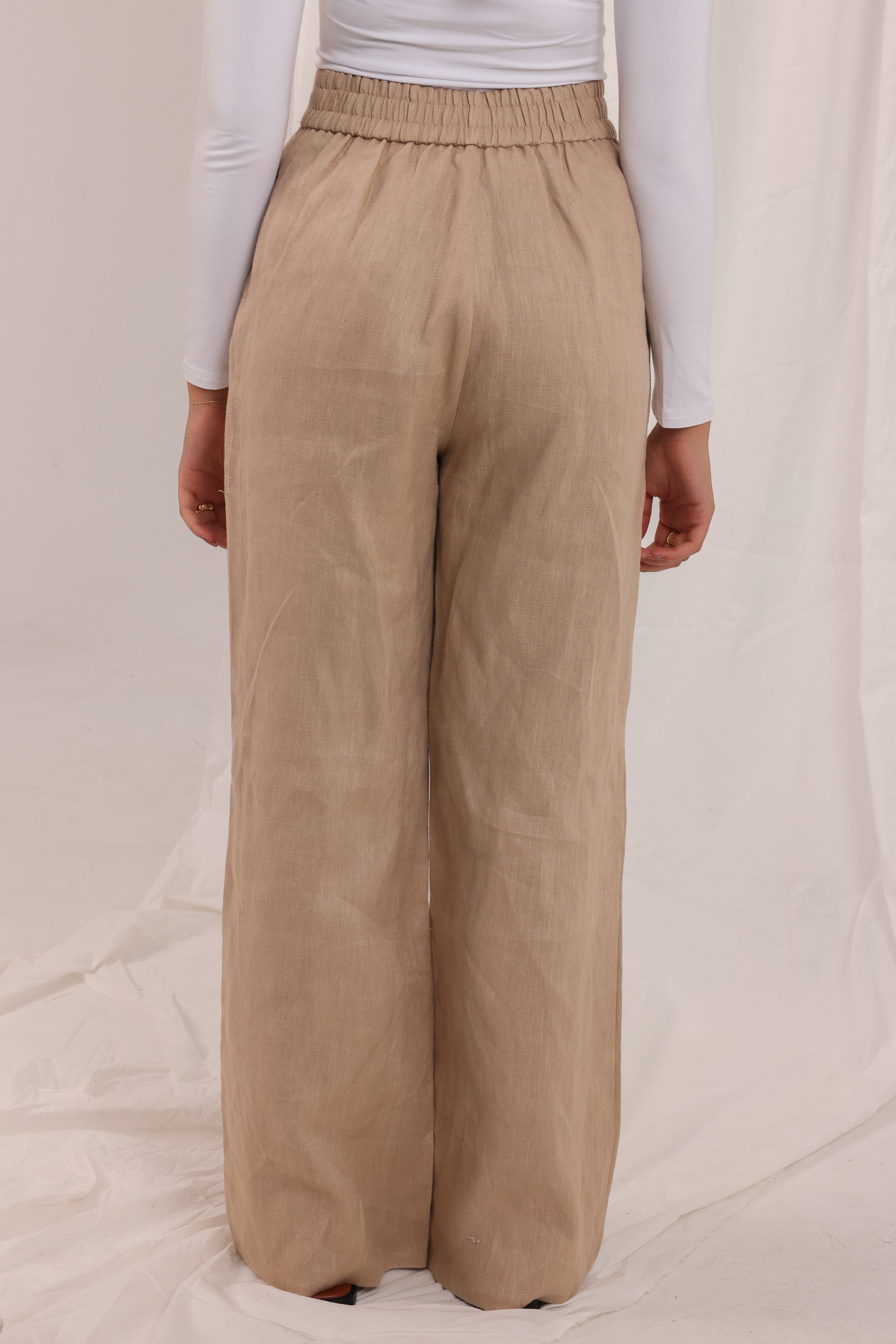 Capri Contour Pants - Latte