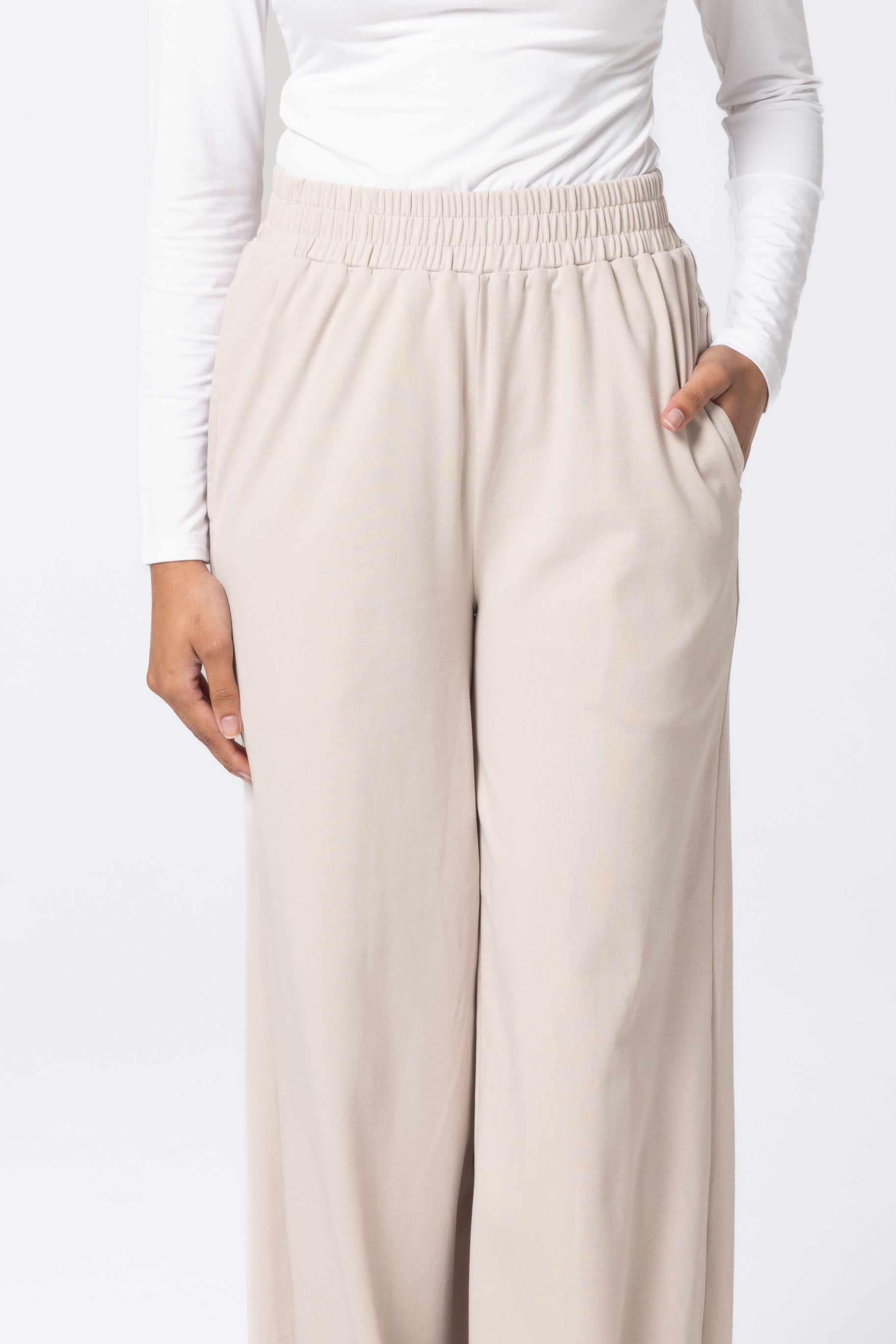 Everyday Relaxed Pants - Taupe