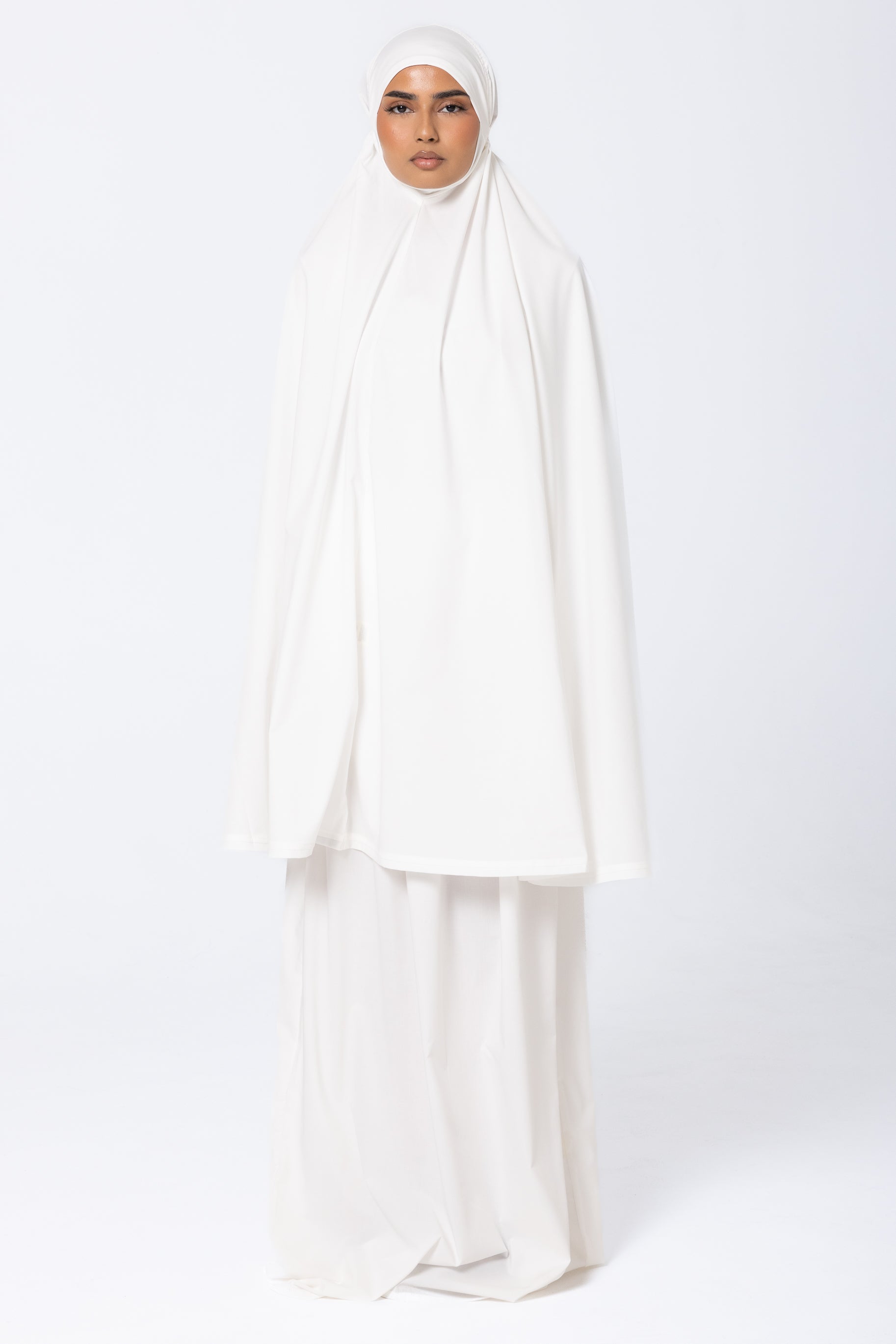 Nisa Prayer Set - White