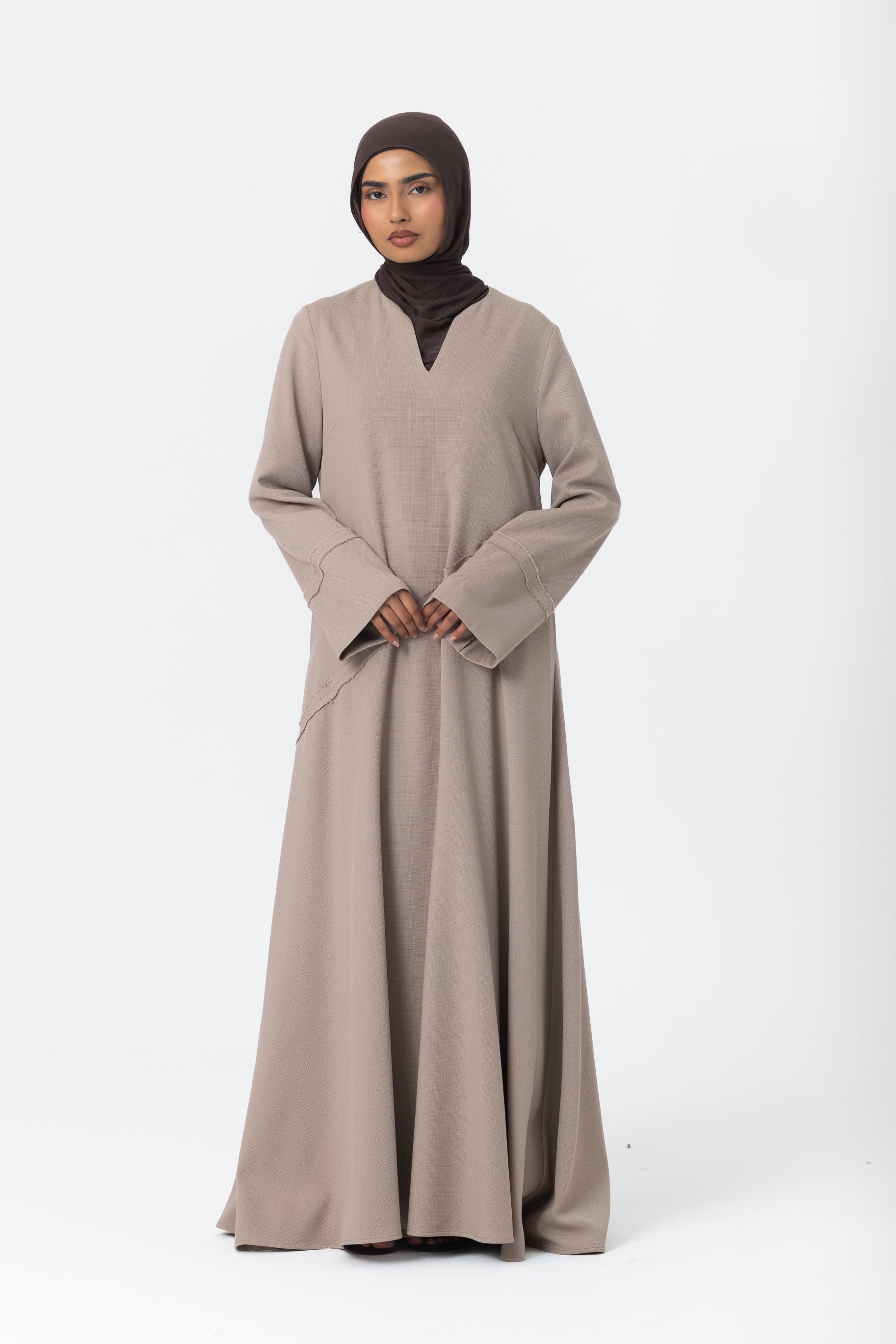 Asymmetric Frayed Abaya - Mocha Mousse