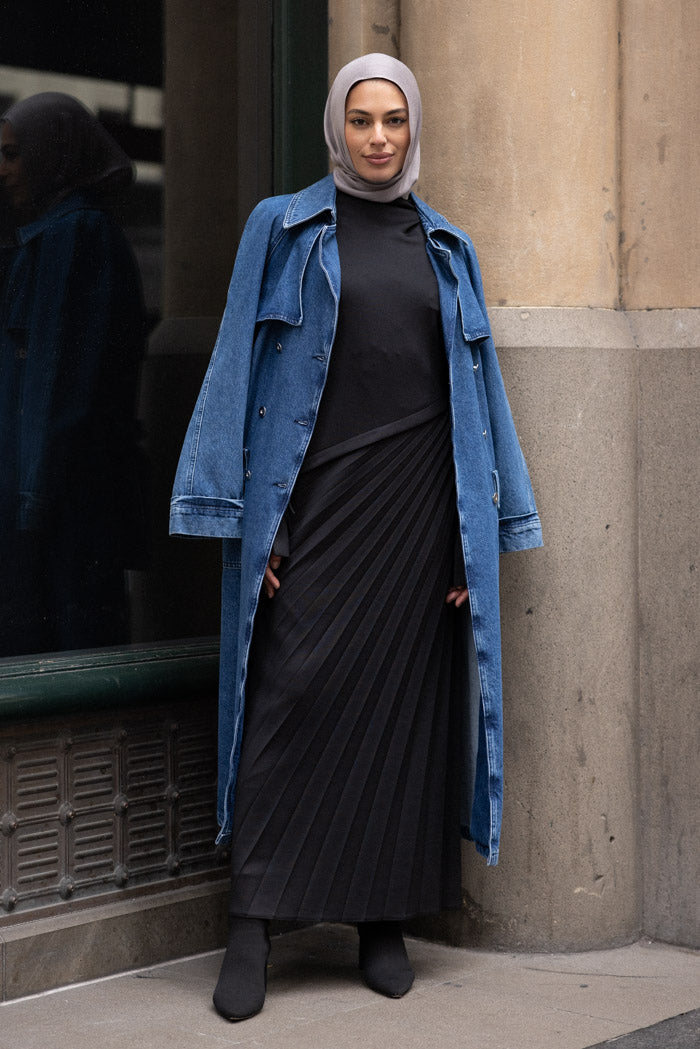 The Royal Pleated Dress - Black