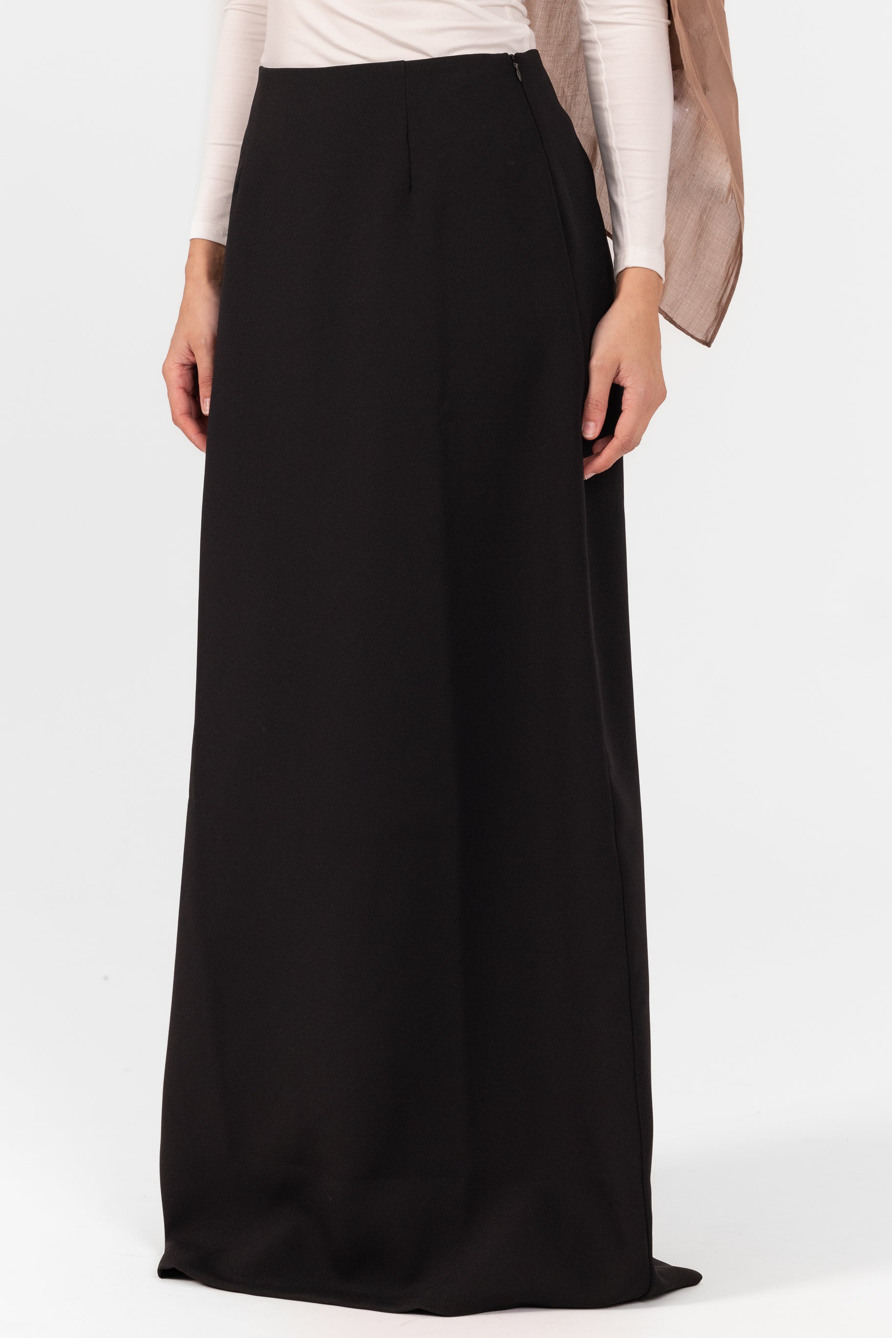 Everlyne Skirt - Onyx