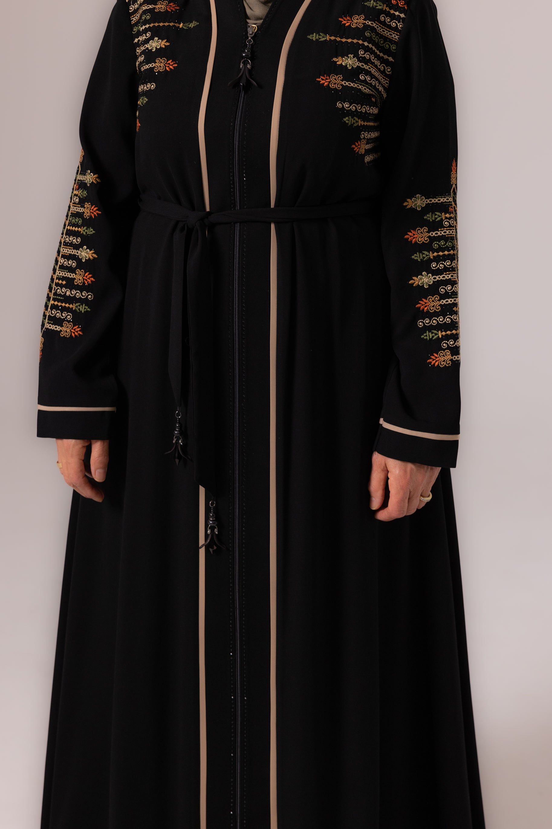 Ladies Elegant Abaya - Black & Brick