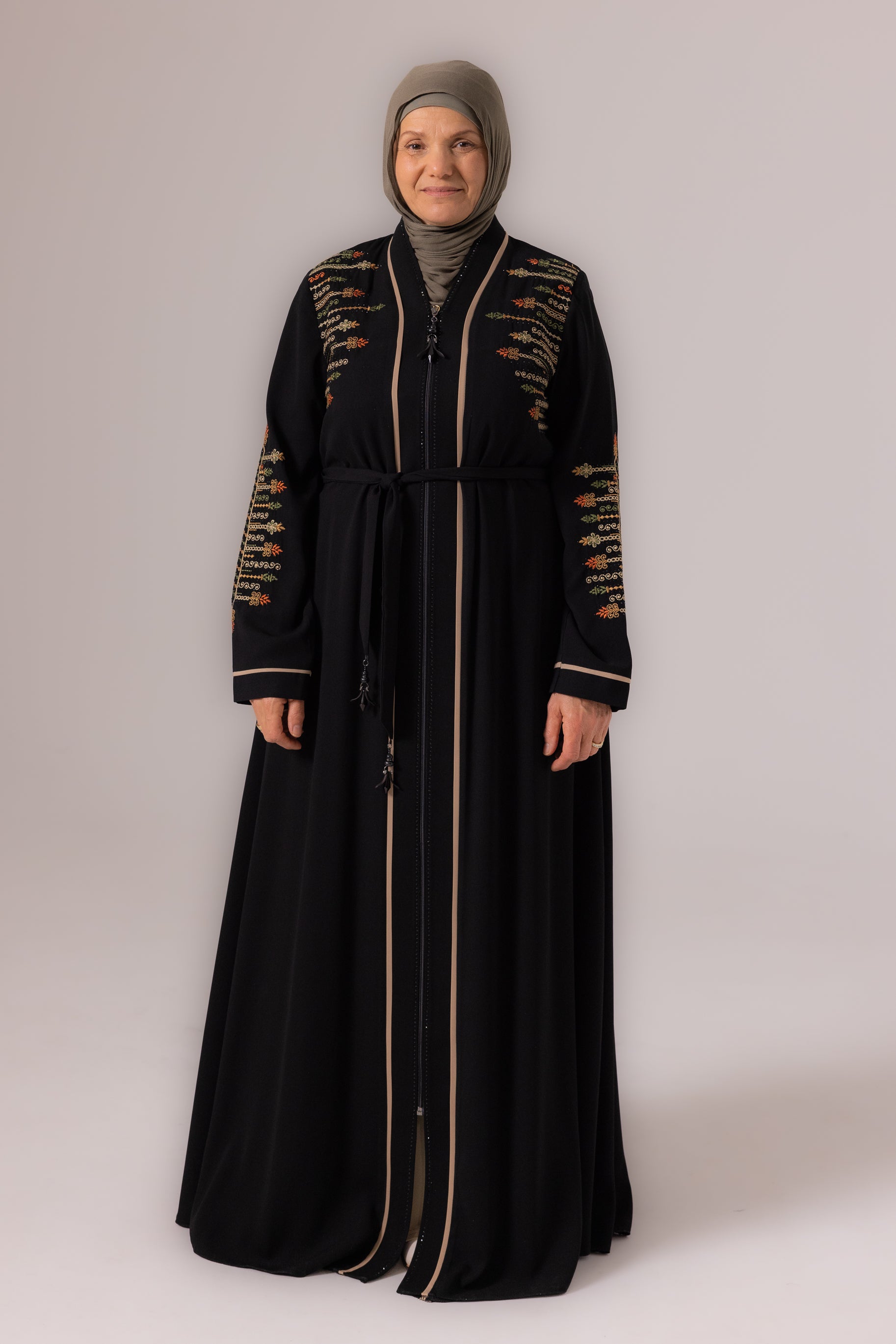 Ladies Elegant Abaya - Black & Brick