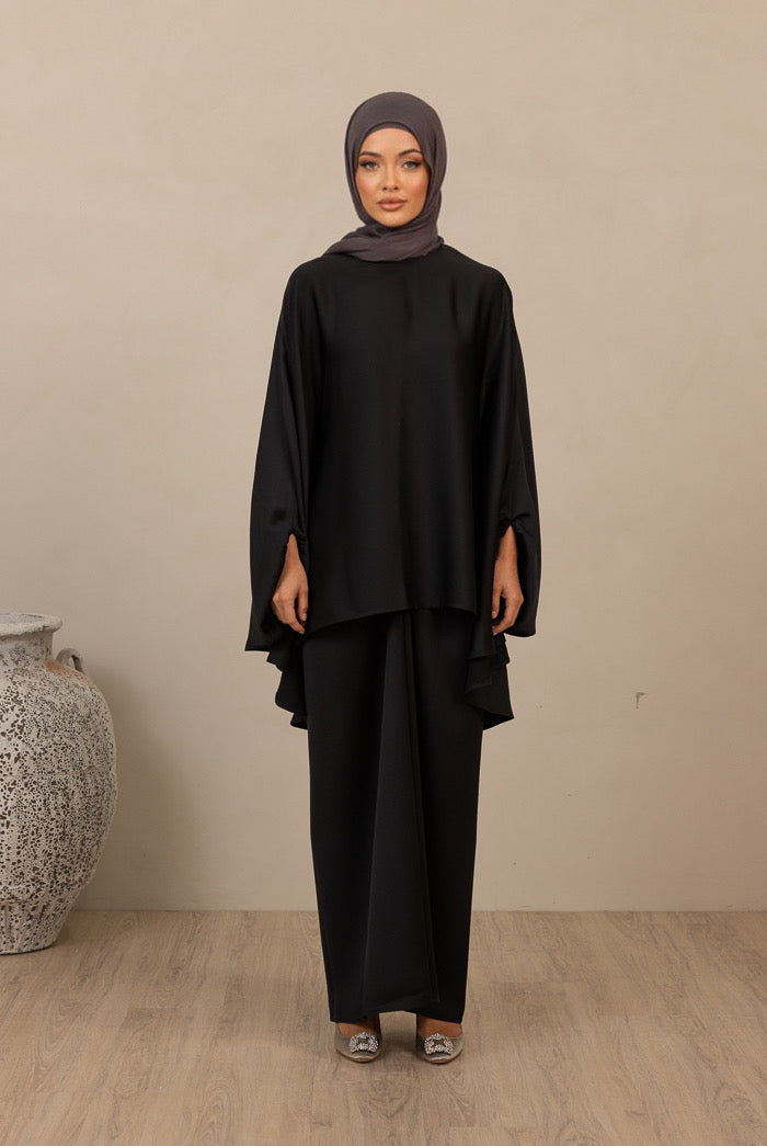 Alegre Batwing Top - Black