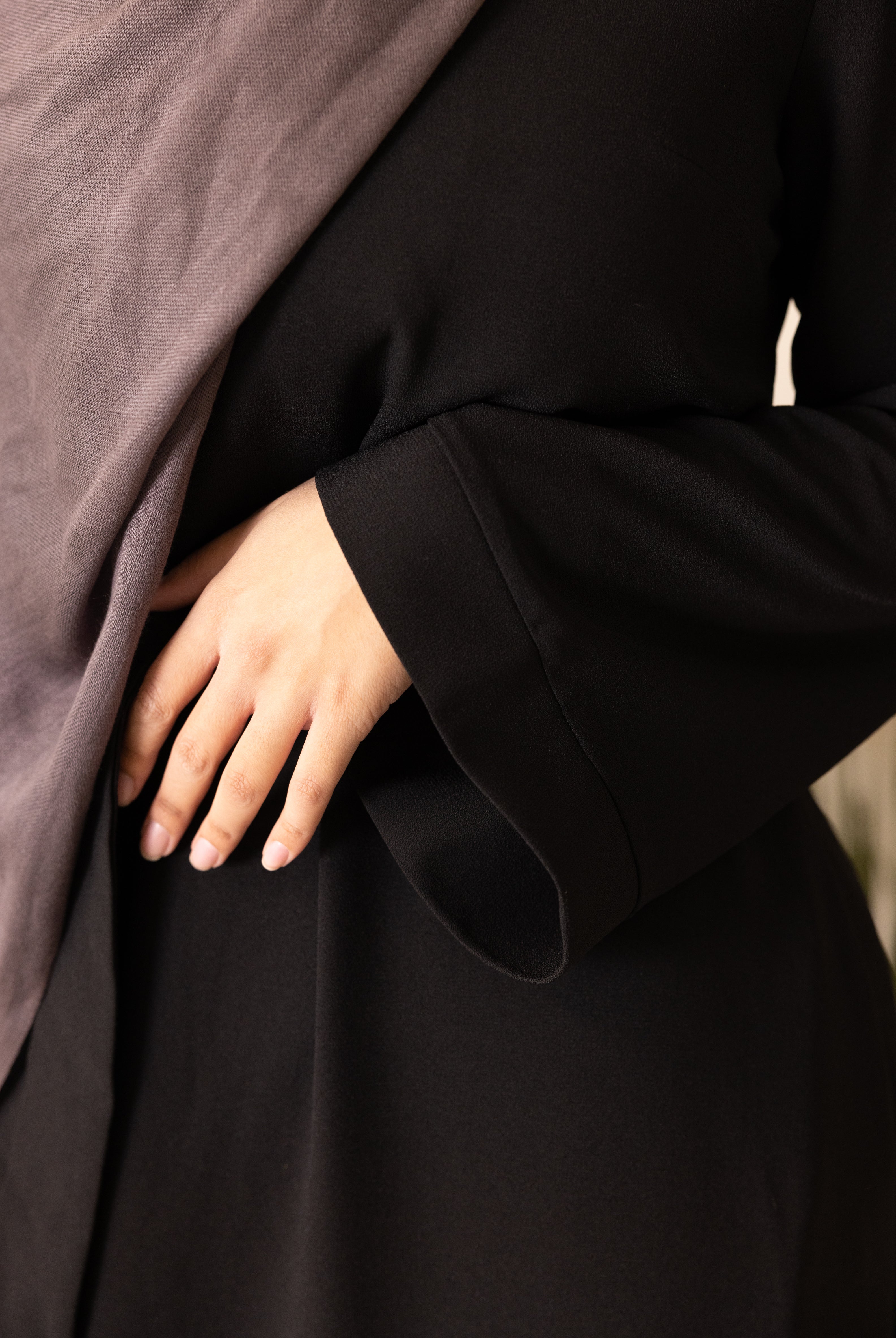 Signature Dusk Abaya - Black