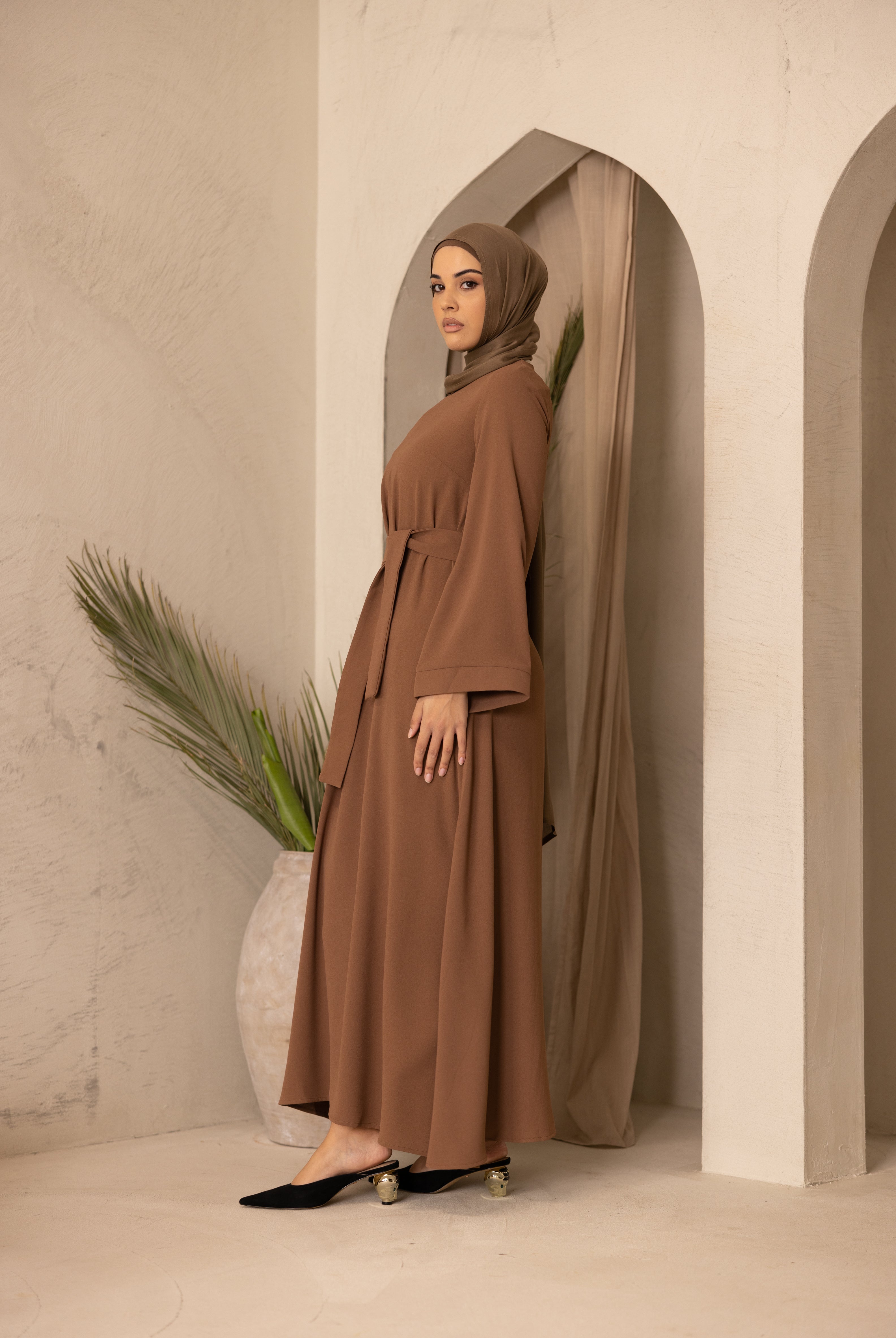 Signature Dusk Abaya - Chocolate