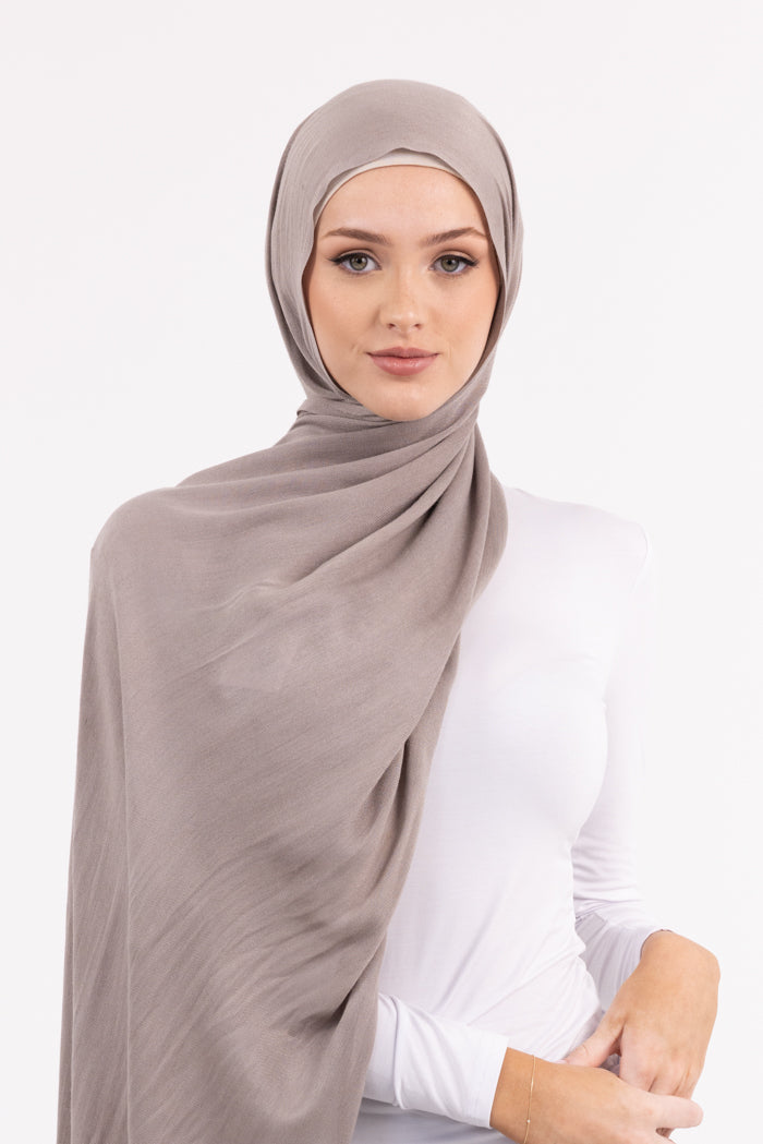 Premium Viscose Hijab - Atmosphere