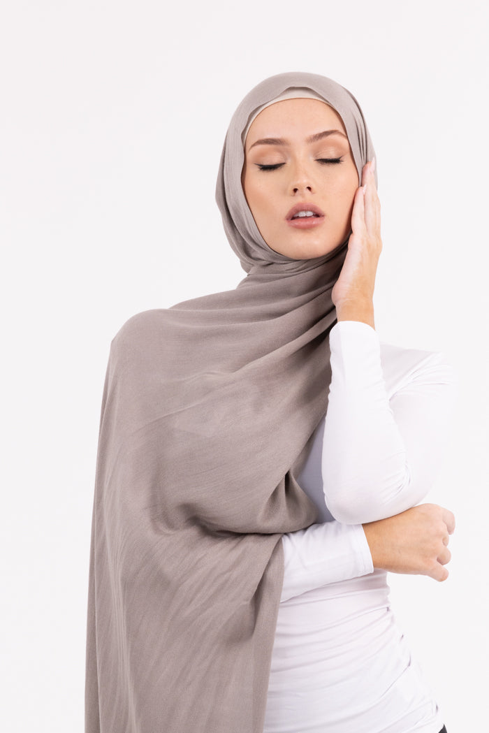 Premium Viscose Hijab - Atmosphere