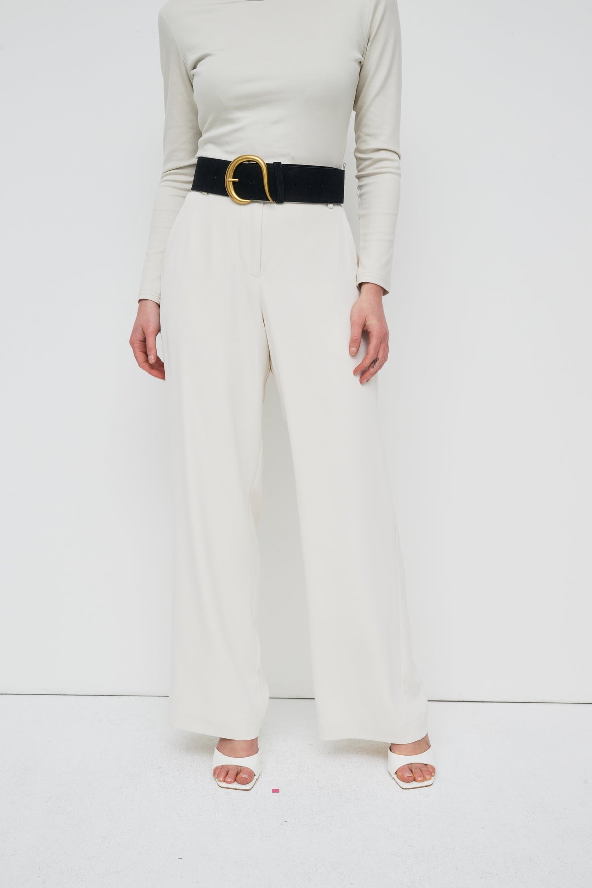 Suede Statement Buckle Belt - Black