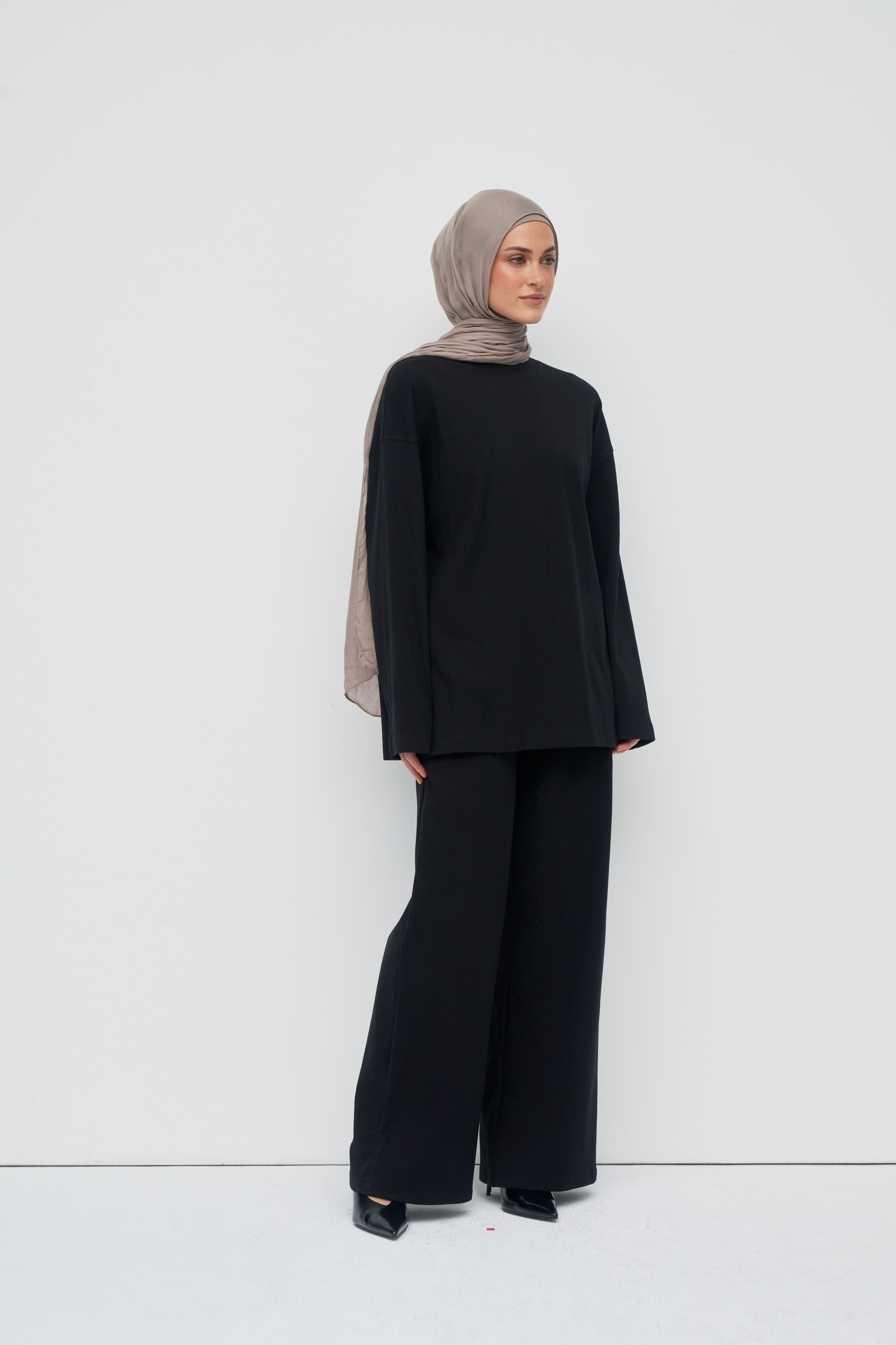 Everyday Relaxed Top - Black