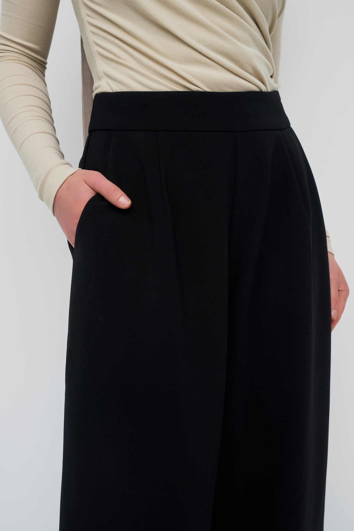 Everlyn Pants - Black