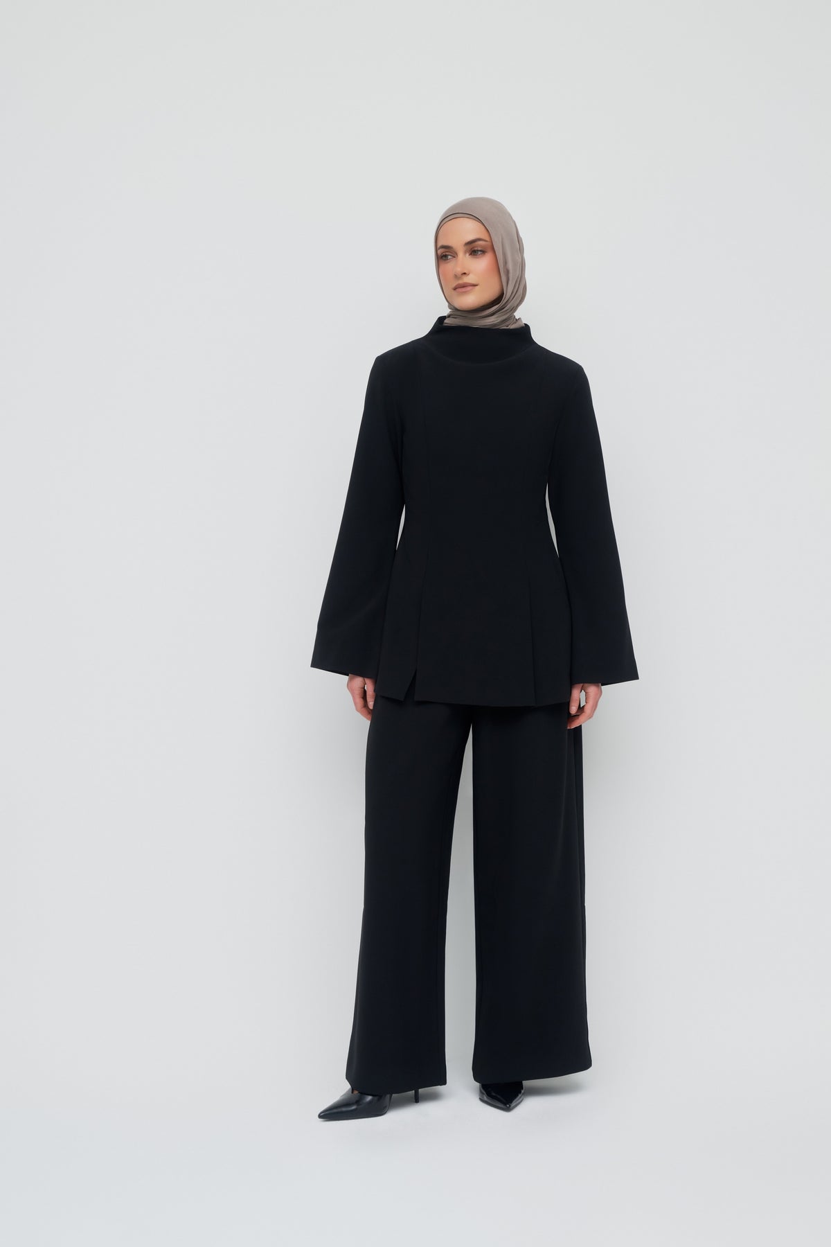 Everlyn Top - Black