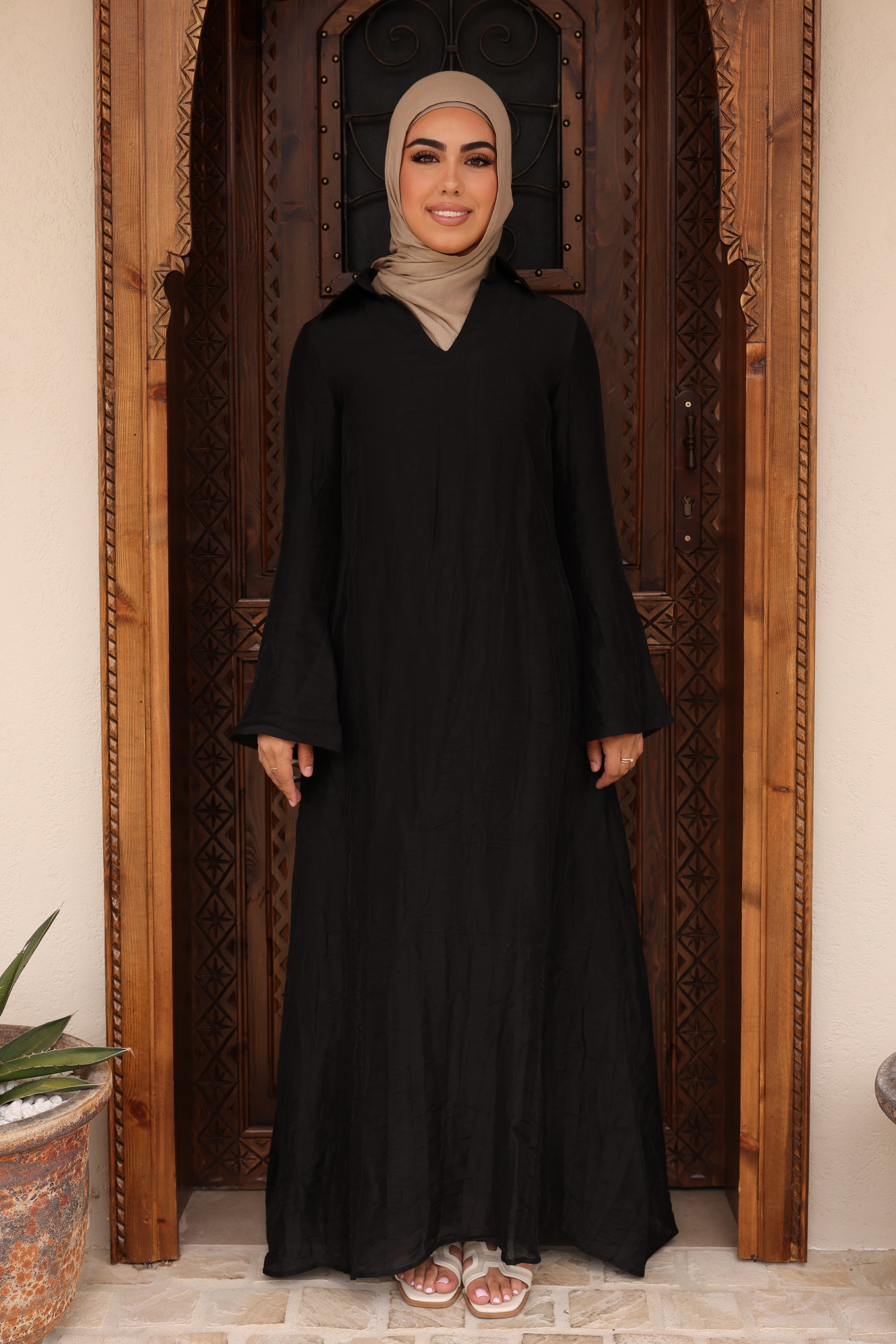 Nadira Collared Kaftan Abaya - Black