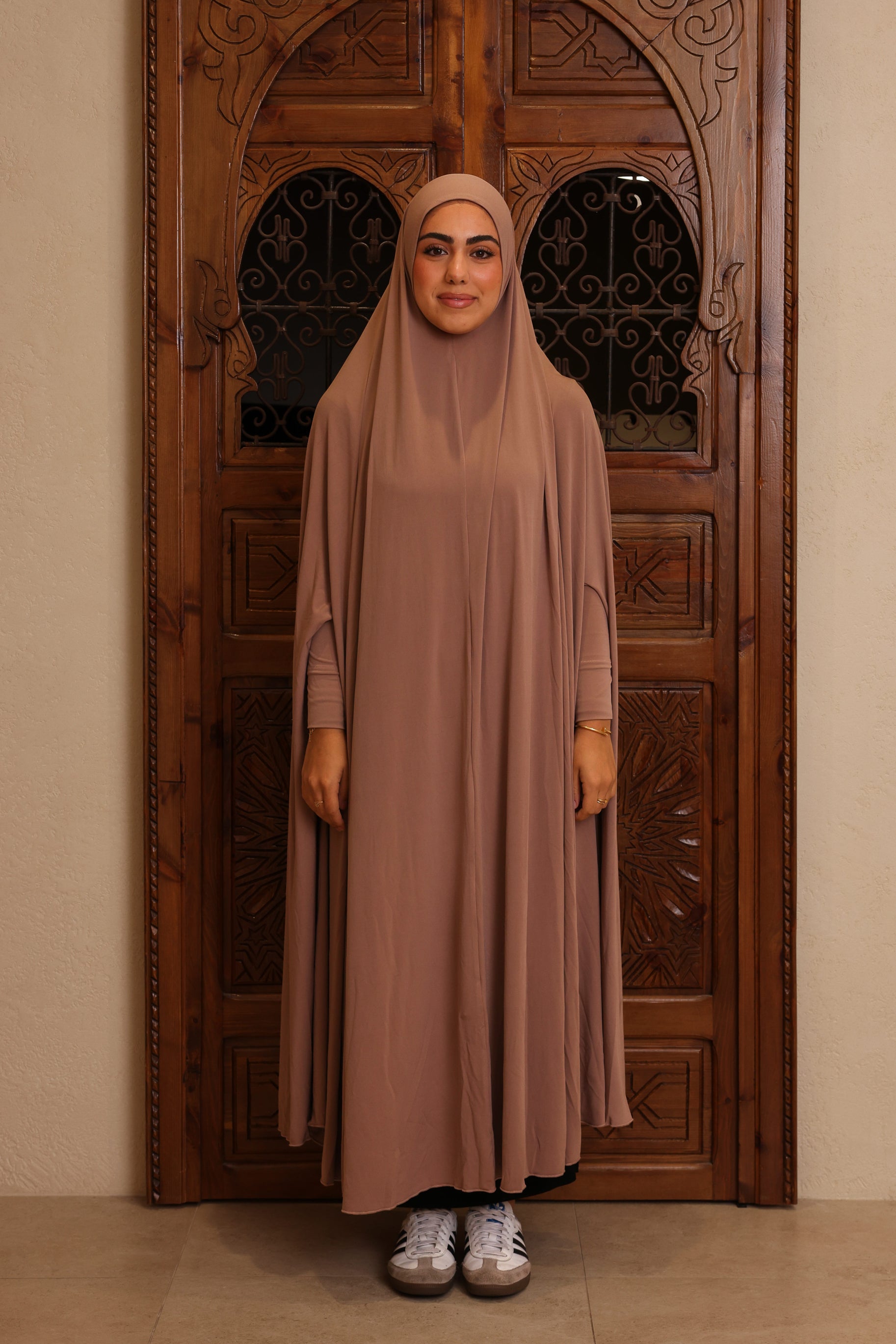 Women's XL Sleeved Jilbab - Taupe Gray