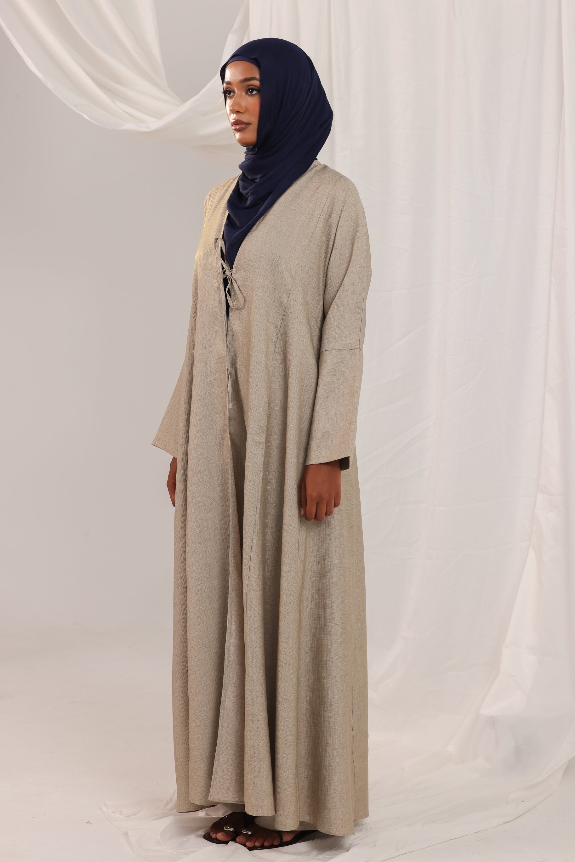 Yara Crinkle Tie Up Abaya - Nutmeg